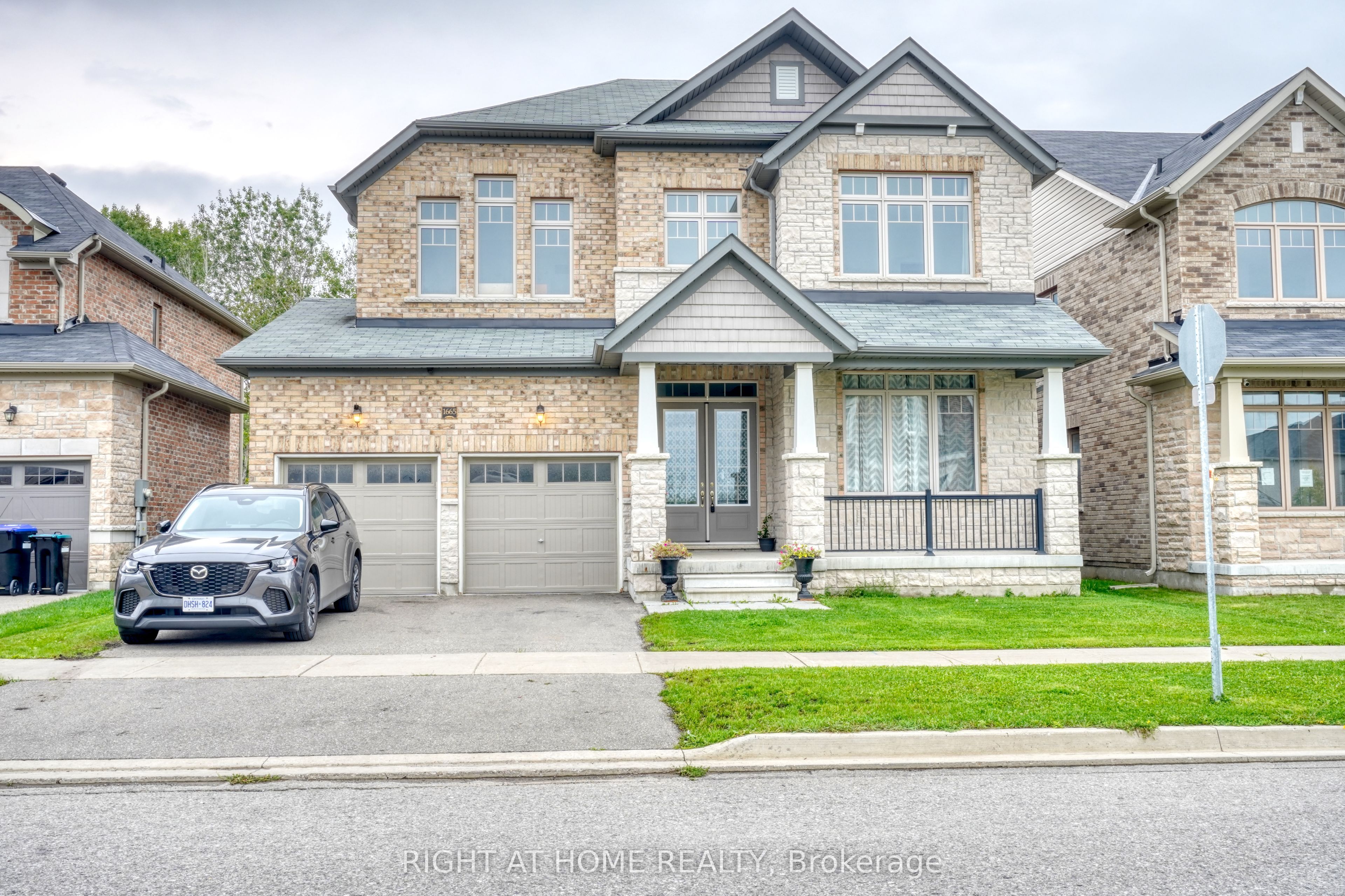 1665 Emberton Way Property Photo 1