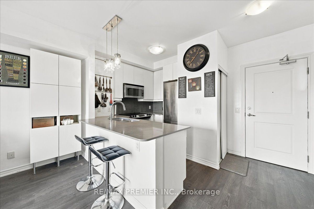 7730 Kipling Avenue 708 Property Photo 5