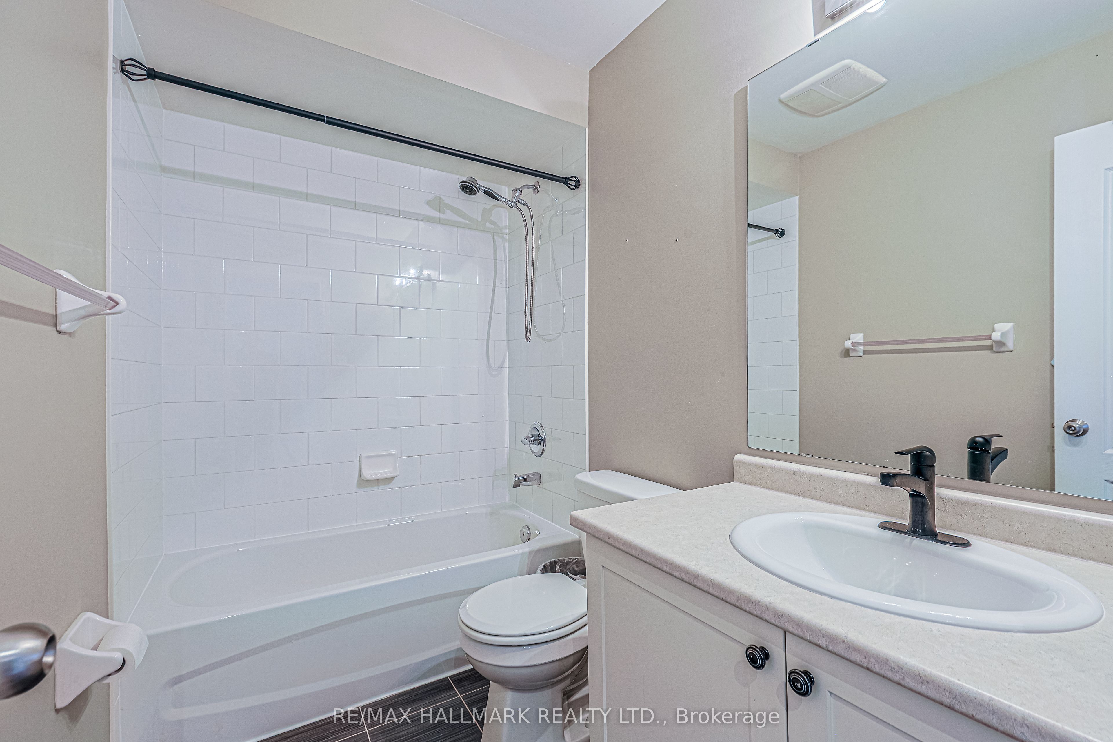 256 Sandale Road Property Photo 17