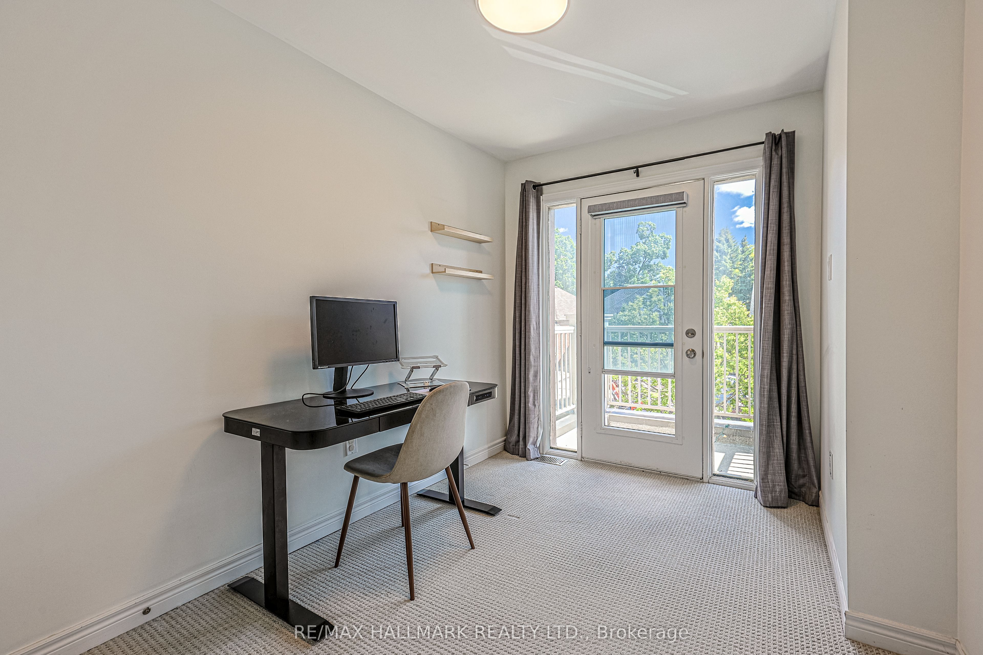 256 Sandale Road Property Photo 18