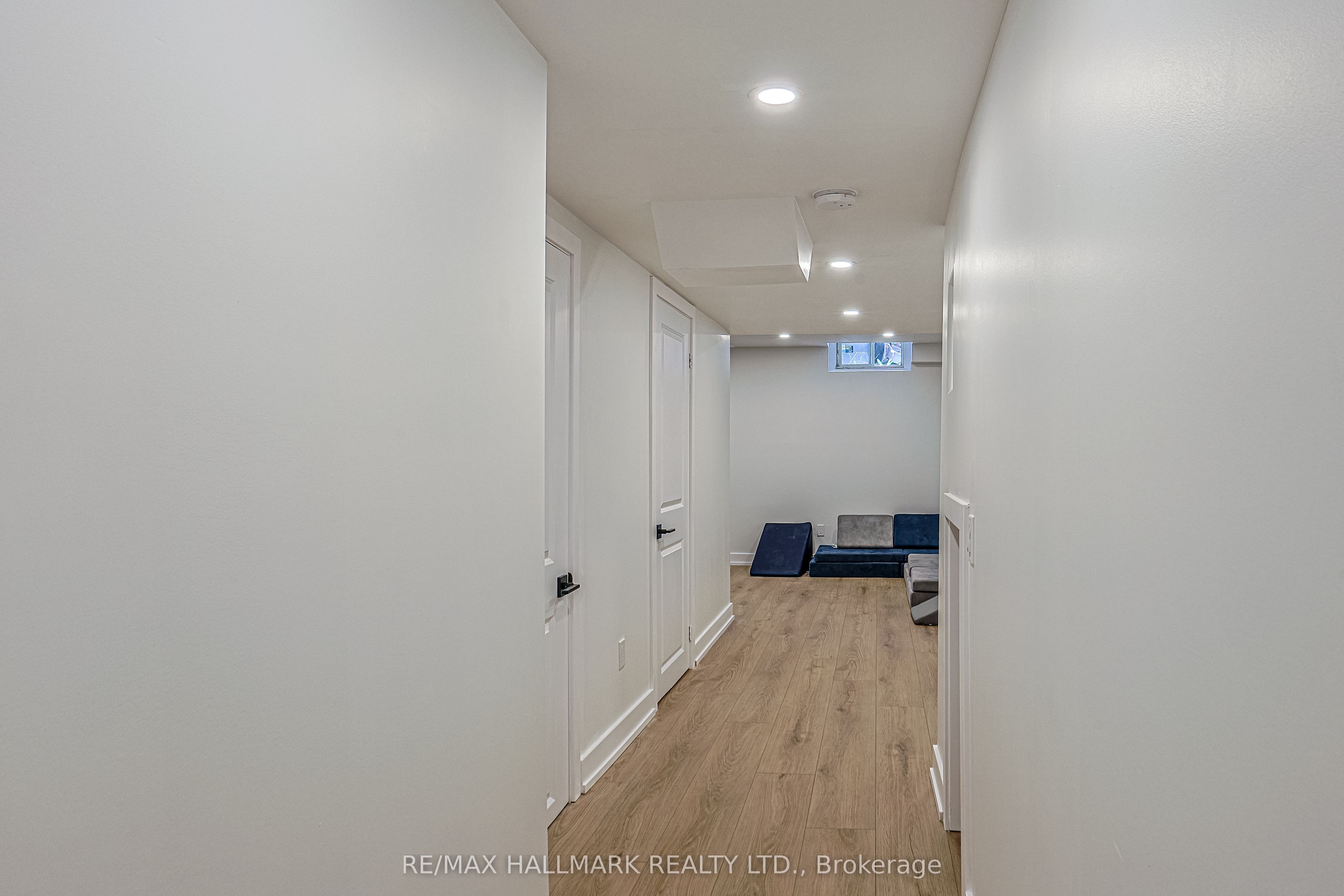256 Sandale Road Property Photo 23