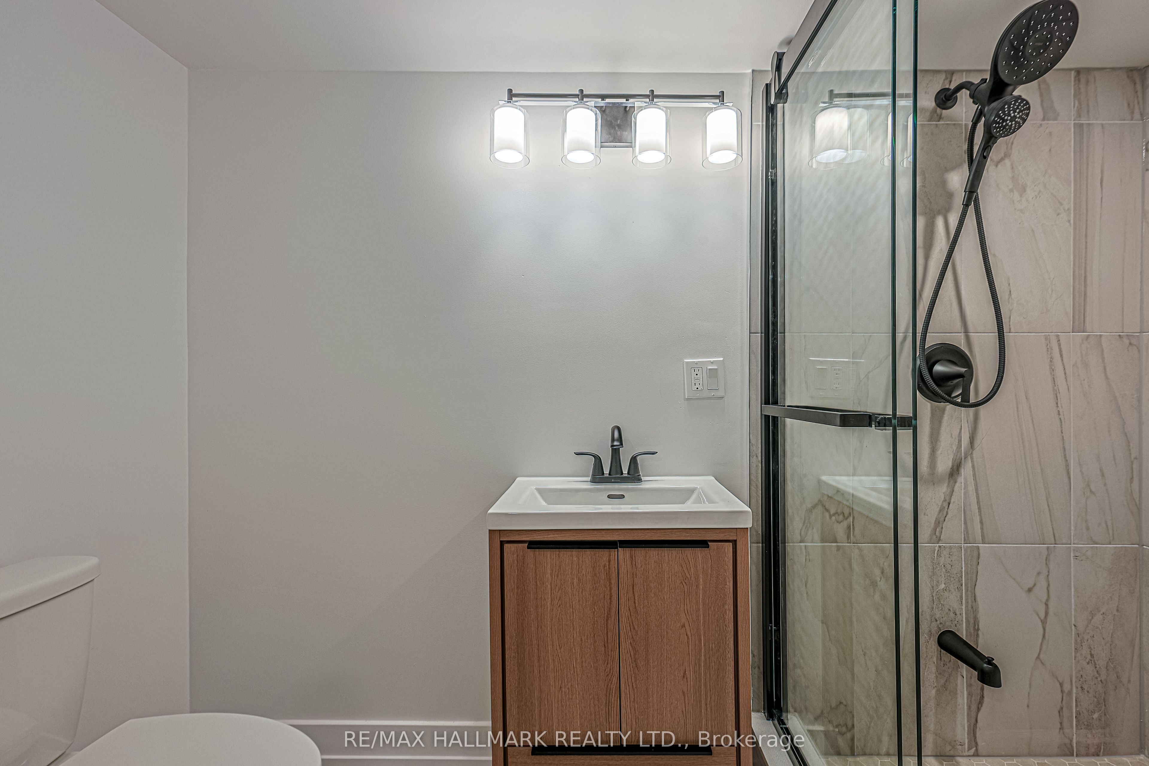256 Sandale Road Property Photo 26