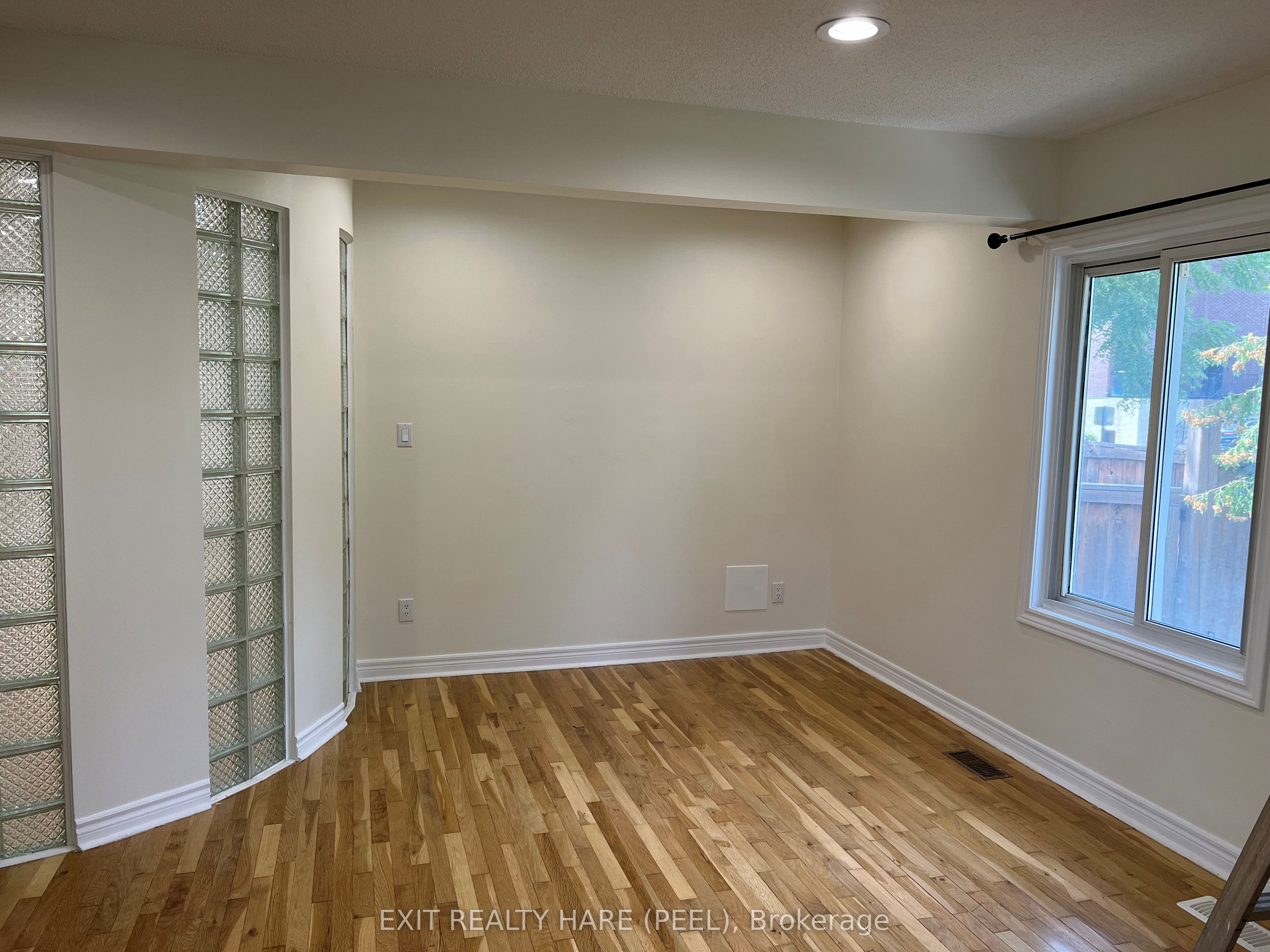 7698 Kipling Avenue Property Photo 2