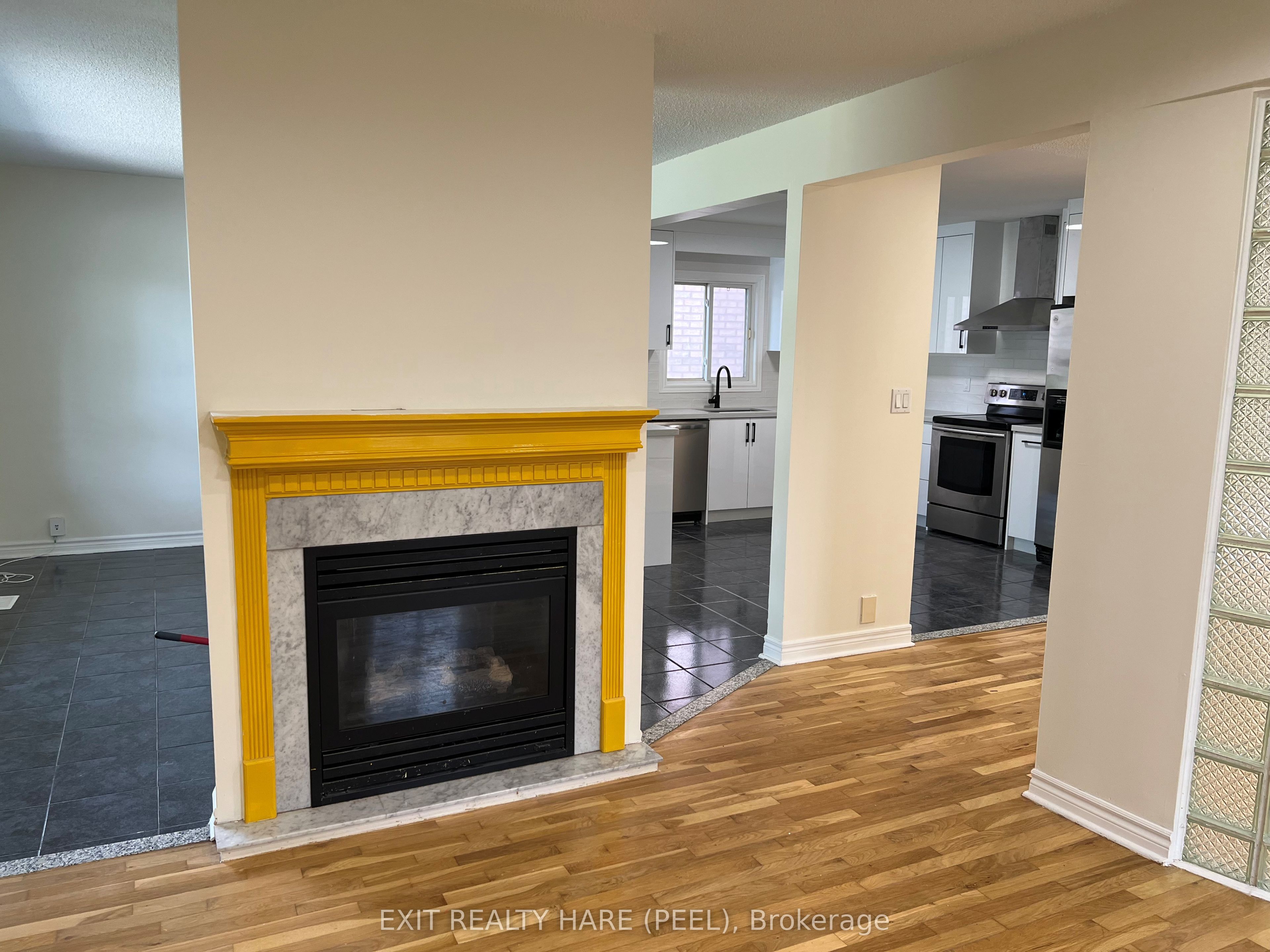 7698 Kipling Avenue Property Photo 3