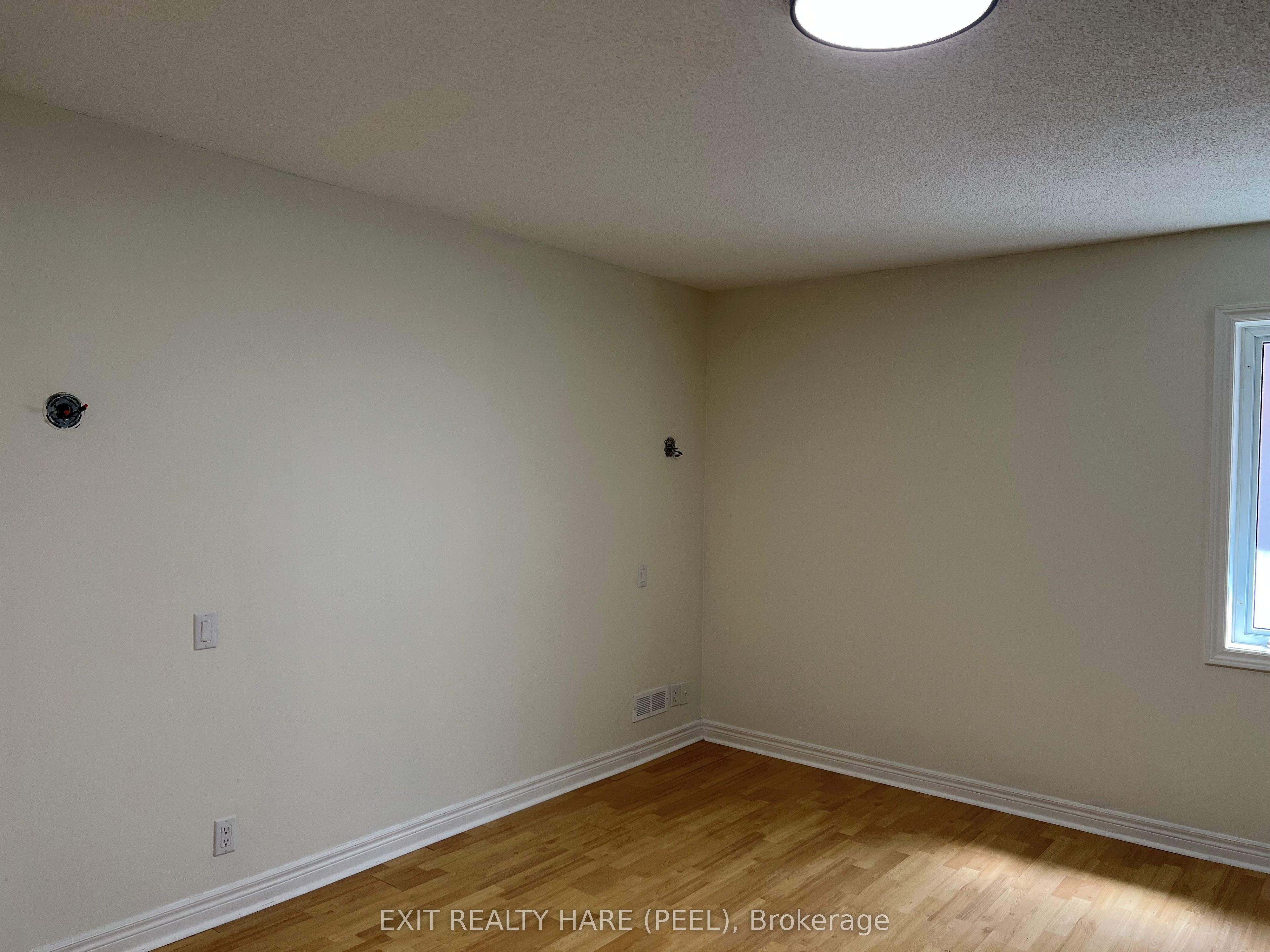 7698 Kipling Avenue Property Photo 9
