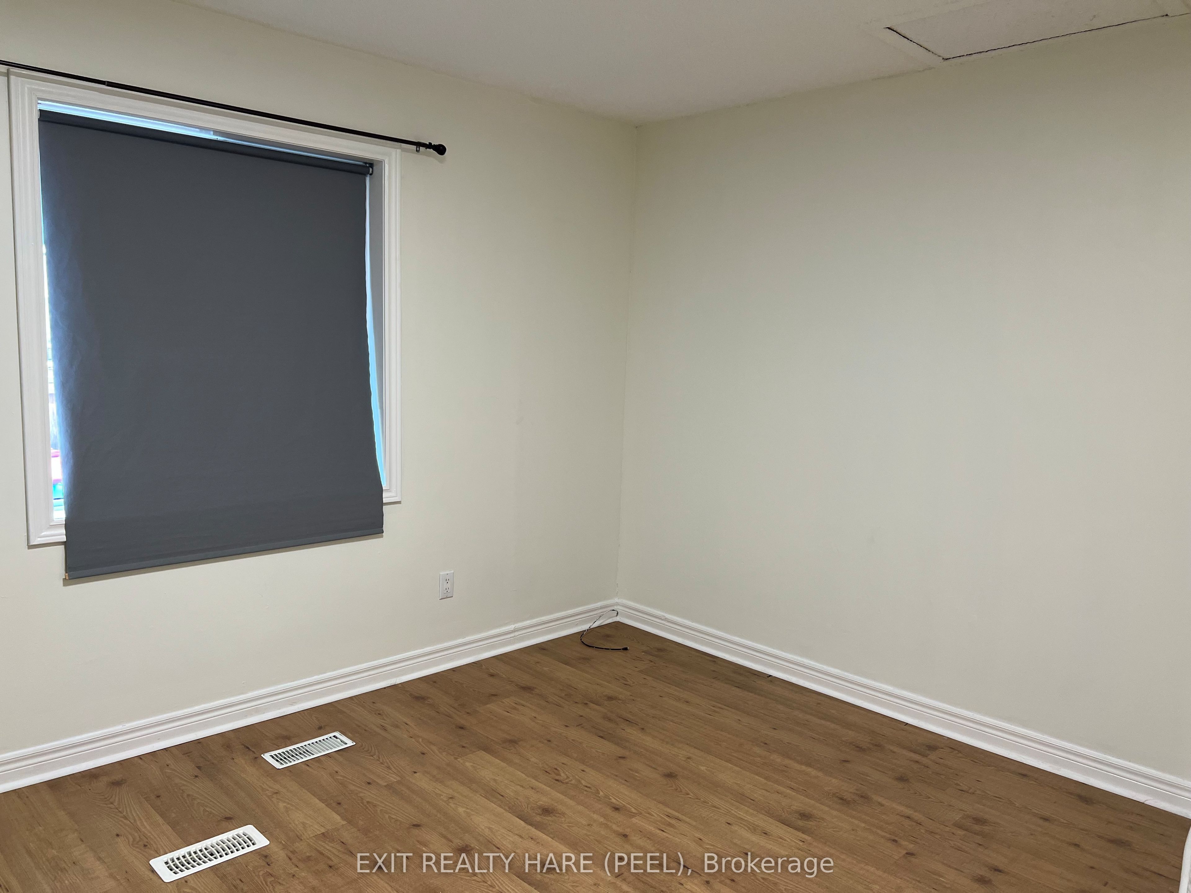 7698 Kipling Avenue Property Photo 10