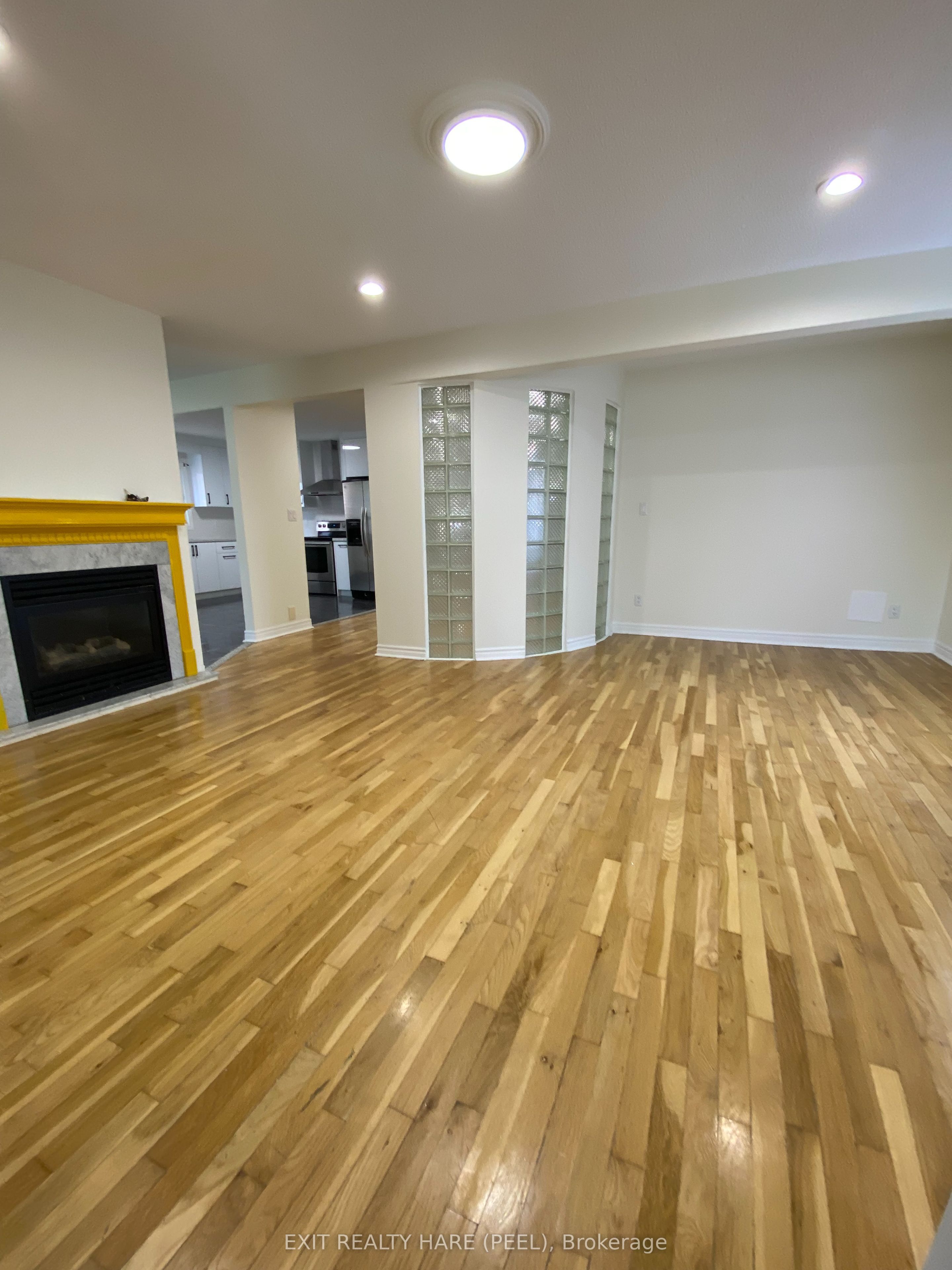 7698 Kipling Avenue Property Photo 13