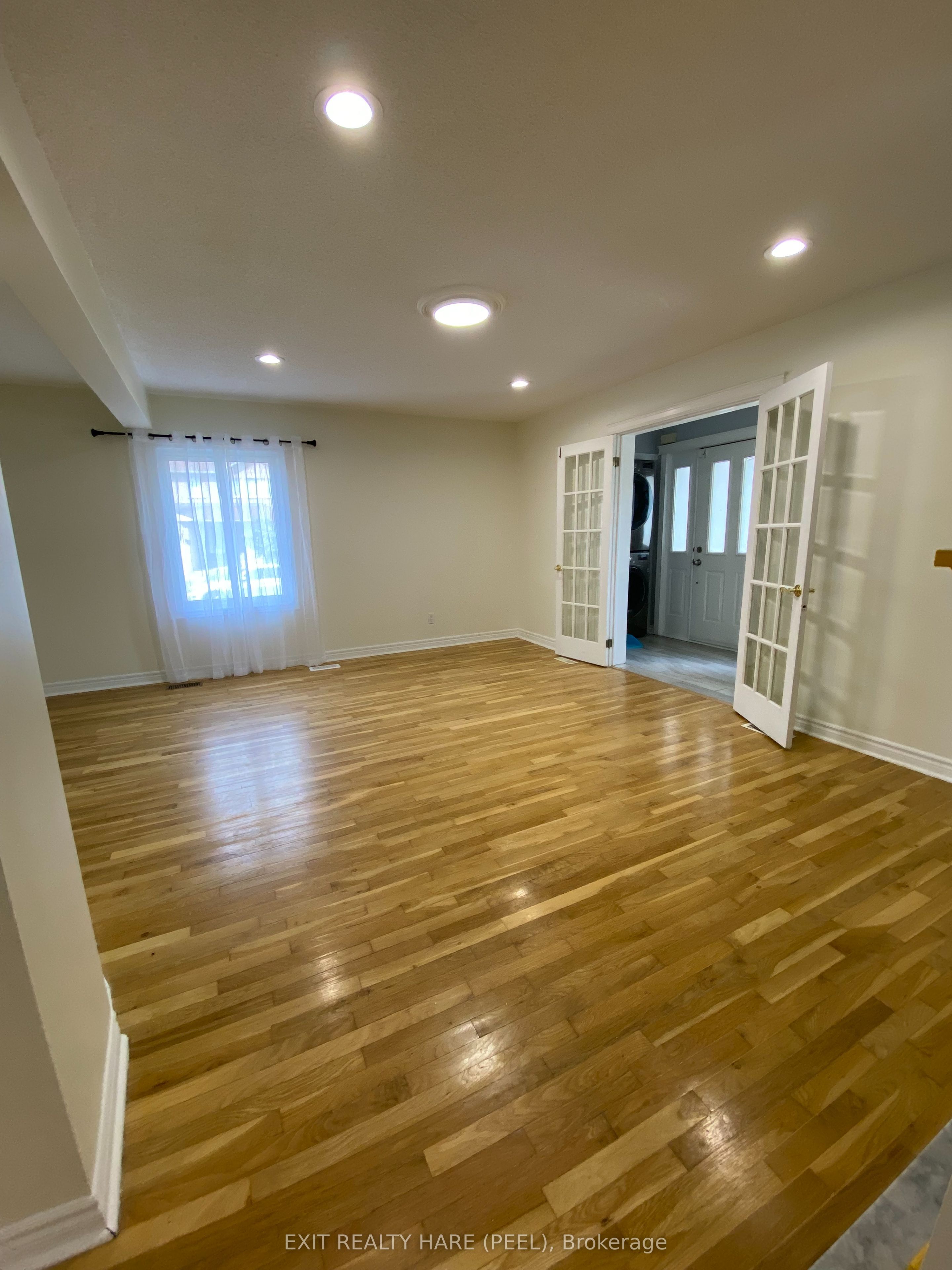 7698 Kipling Avenue Property Photo 18