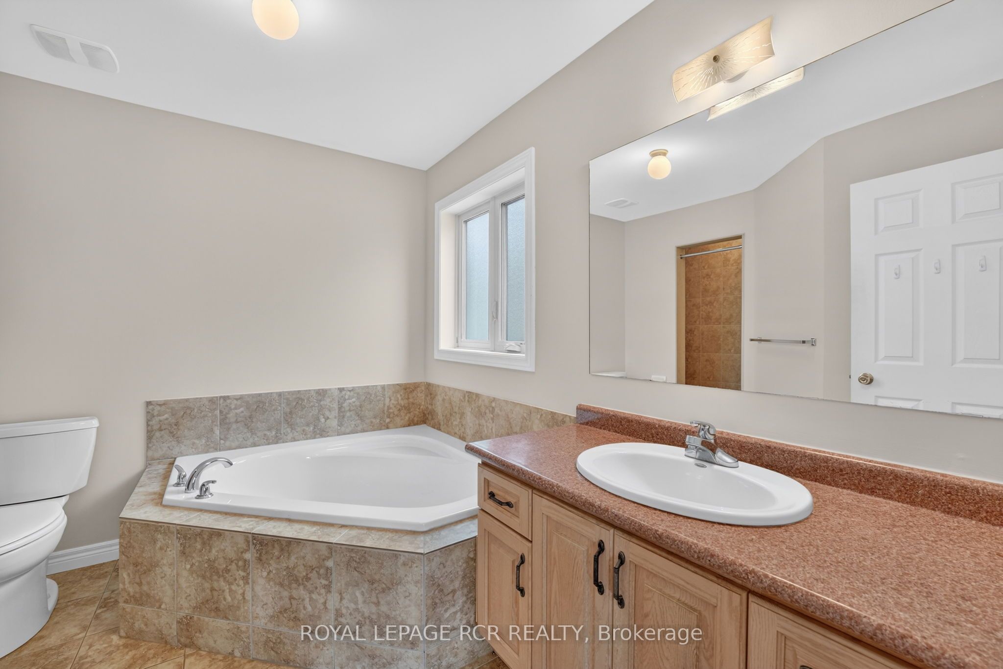 71 Elmwood Avenue Property Photo 22