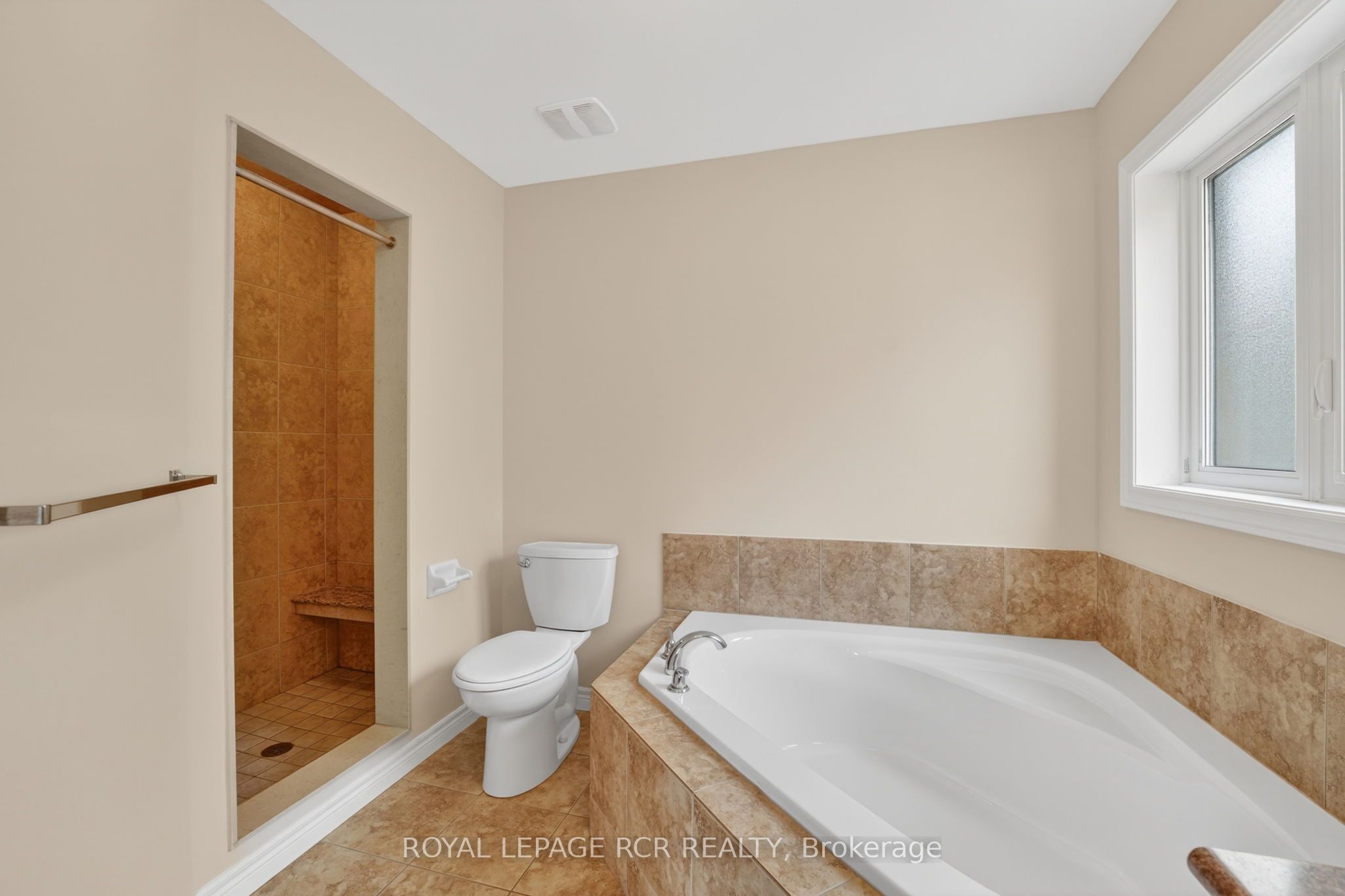 71 Elmwood Avenue Property Photo 23