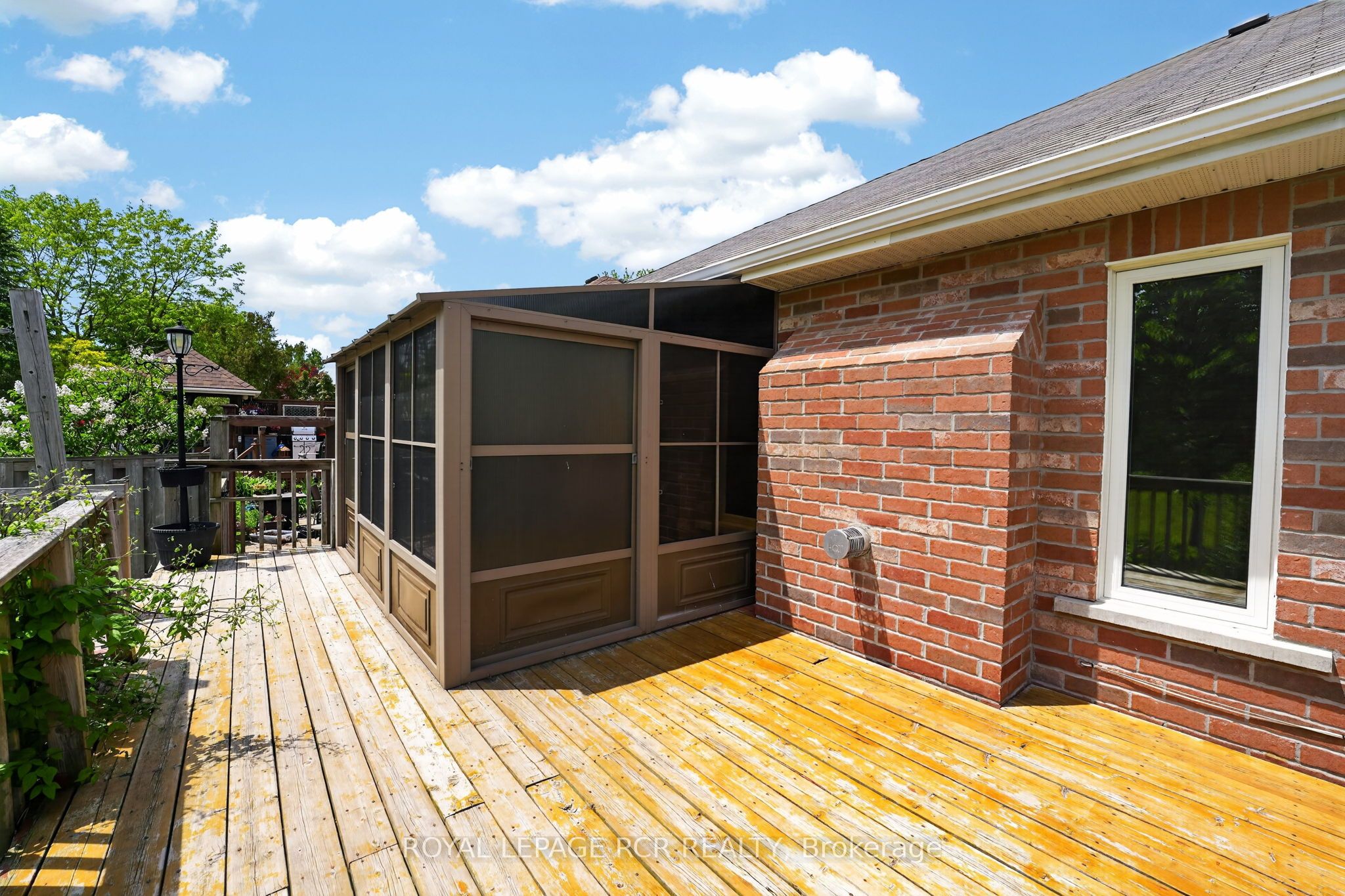 71 Elmwood Avenue Property Photo 37