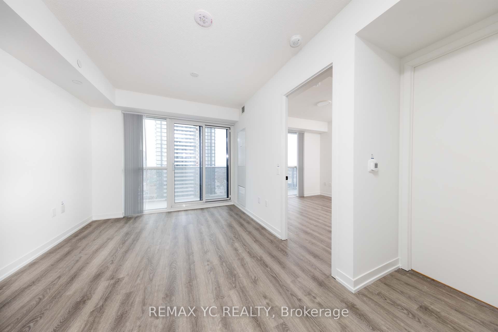 195 Commerce Street 1817 Property Photo 7