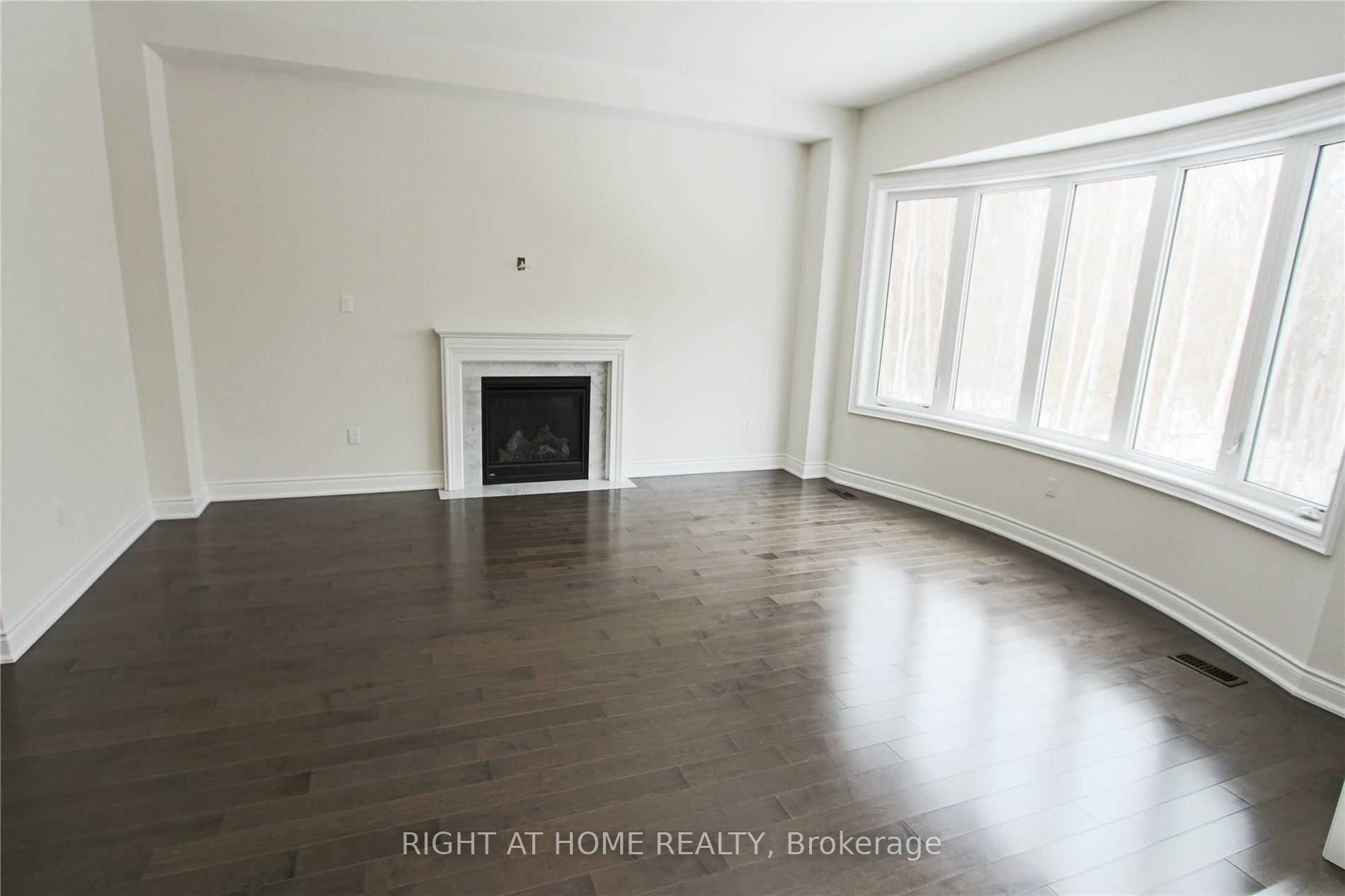 1665 Emberton Way Property Photo 9