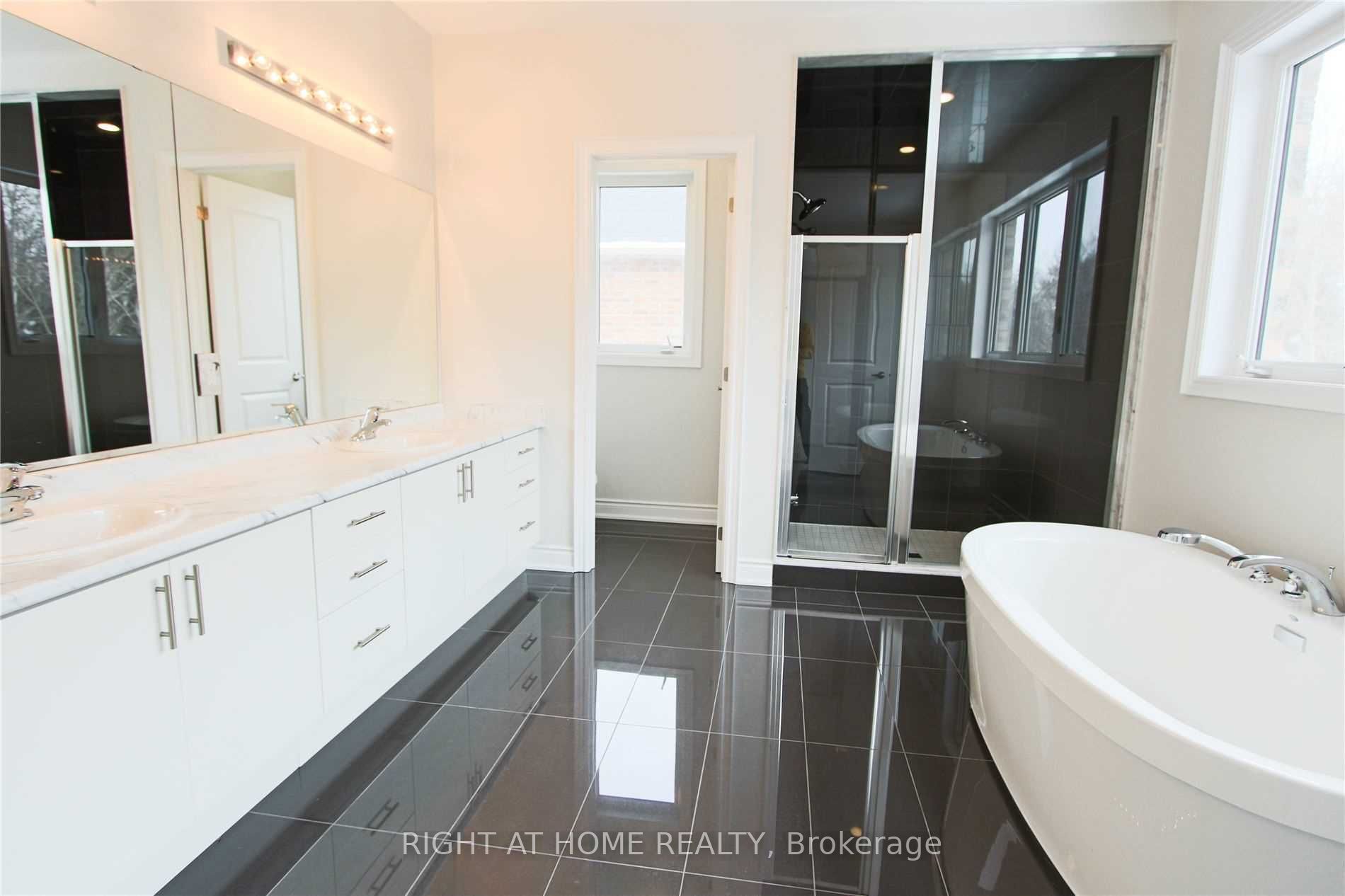 1665 Emberton Way Property Photo 15