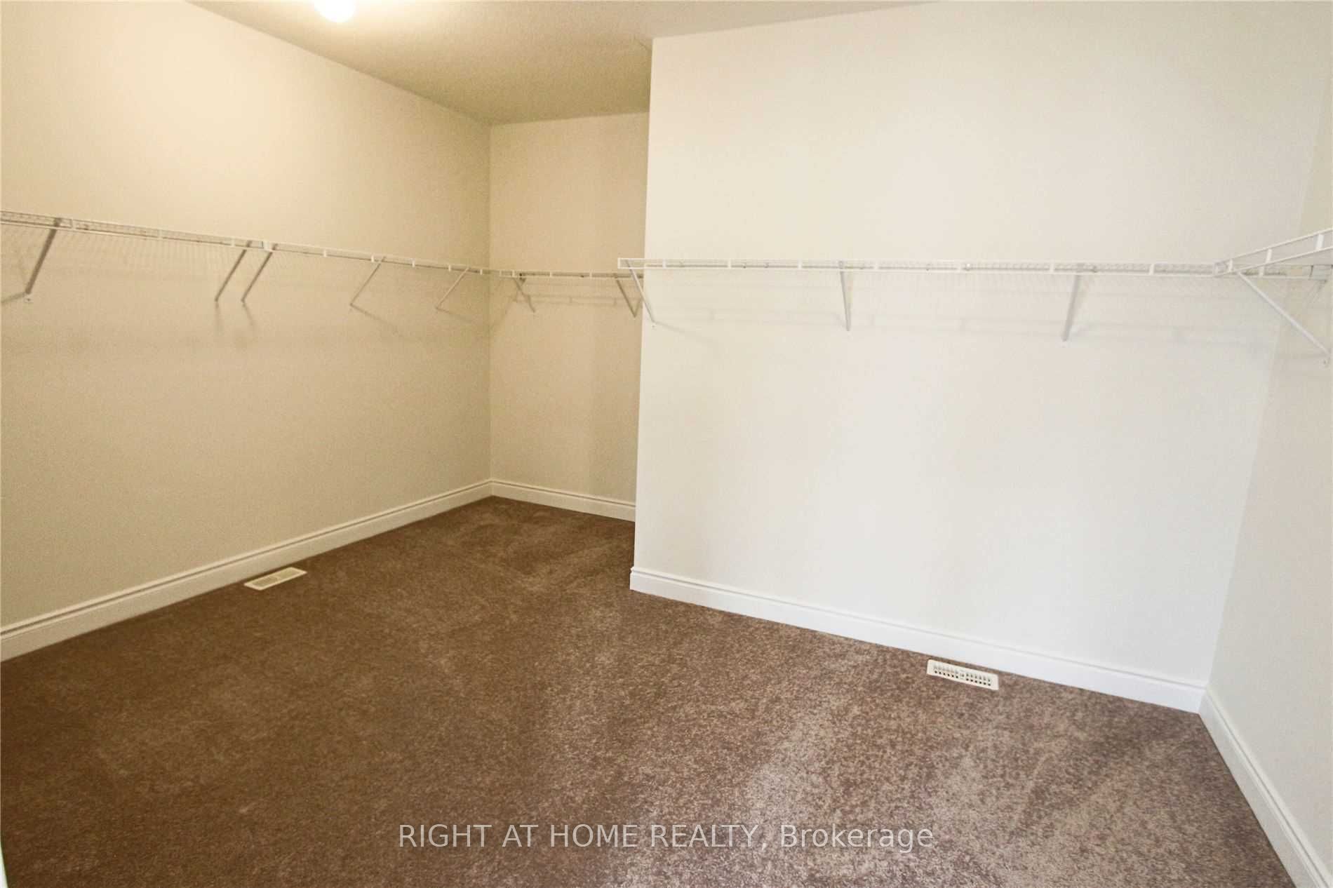 1665 Emberton Way Property Photo 17