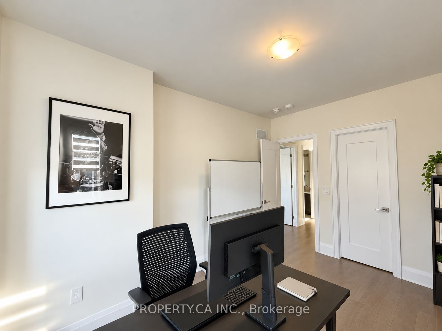 15 Schmeltzer Crescent Property Photo 9