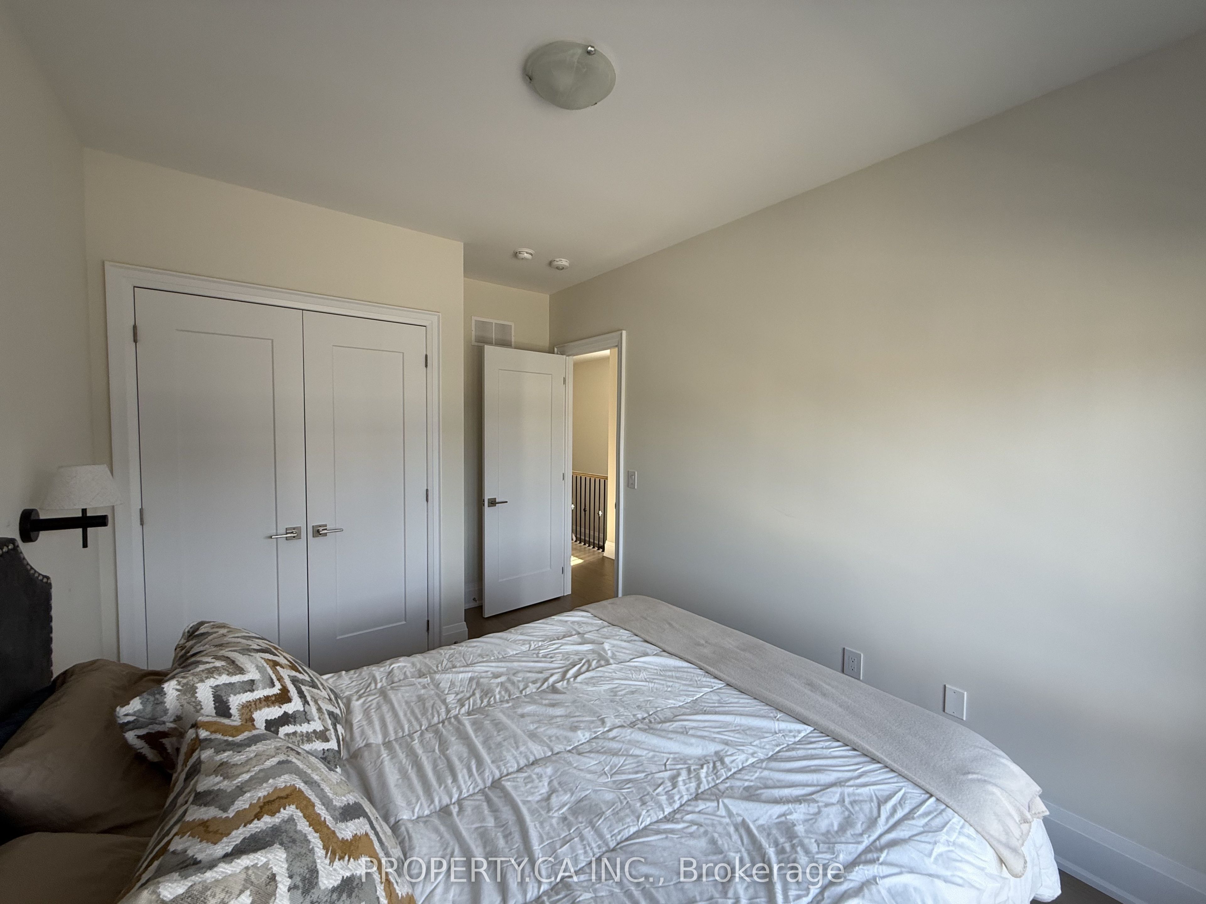 15 Schmeltzer Crescent Property Photo 16