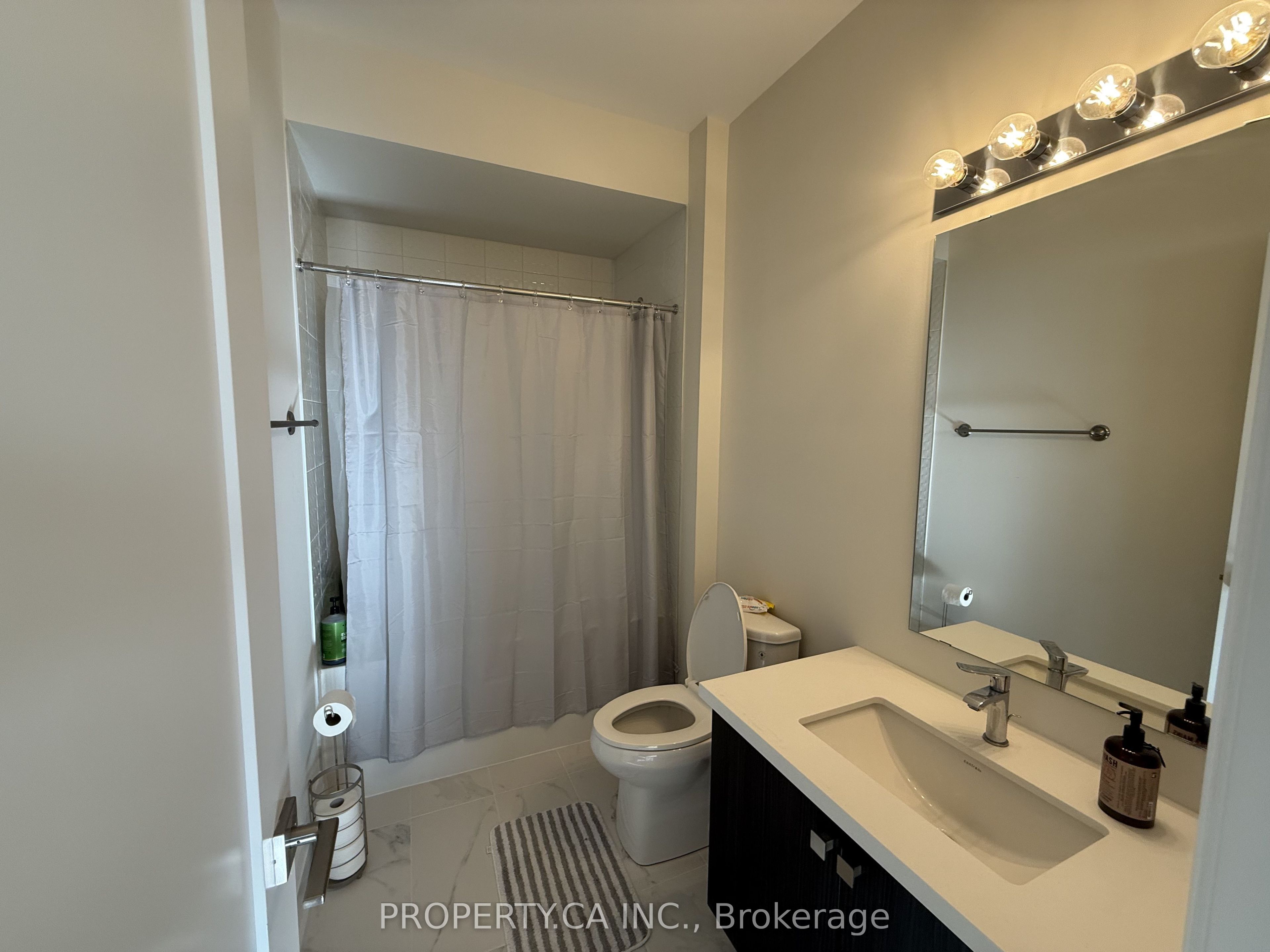 15 Schmeltzer Crescent Property Photo 17