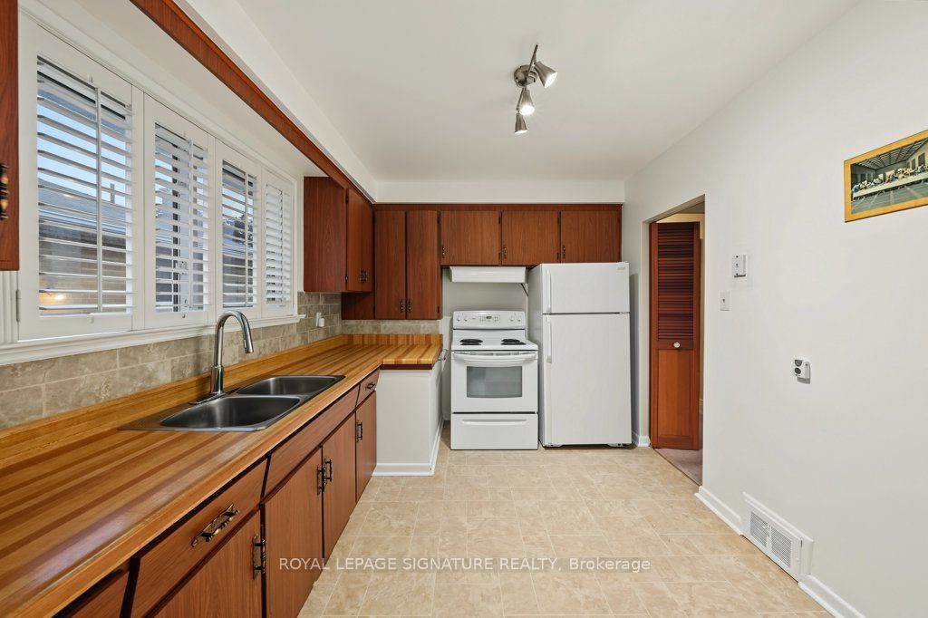 407 Wenlock Avenue Property Photo 15