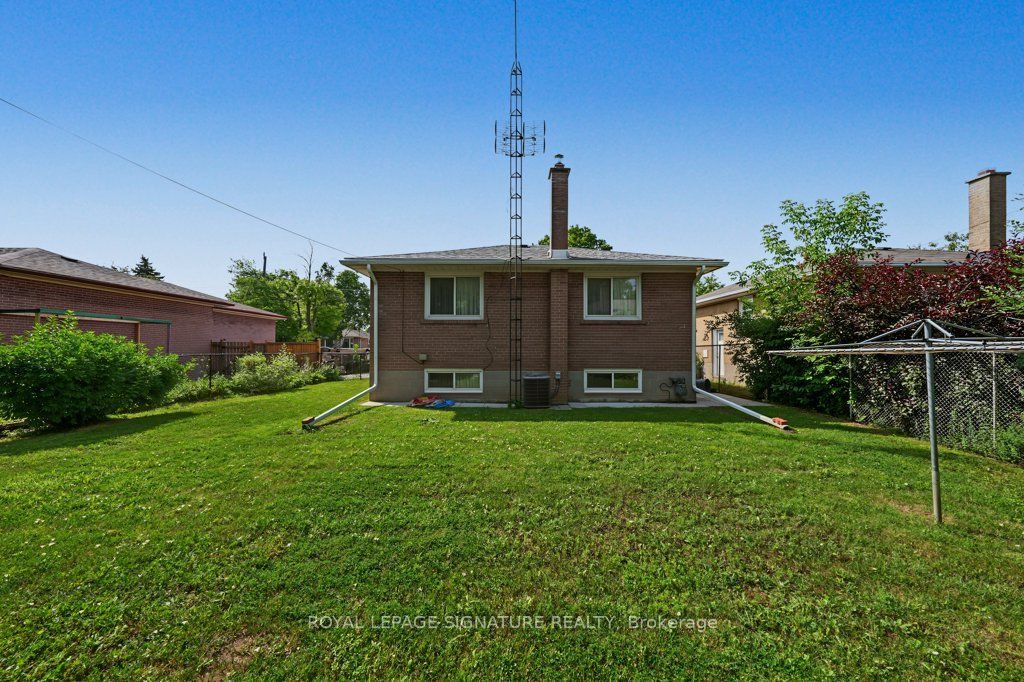 407 Wenlock Avenue Property Photo 40