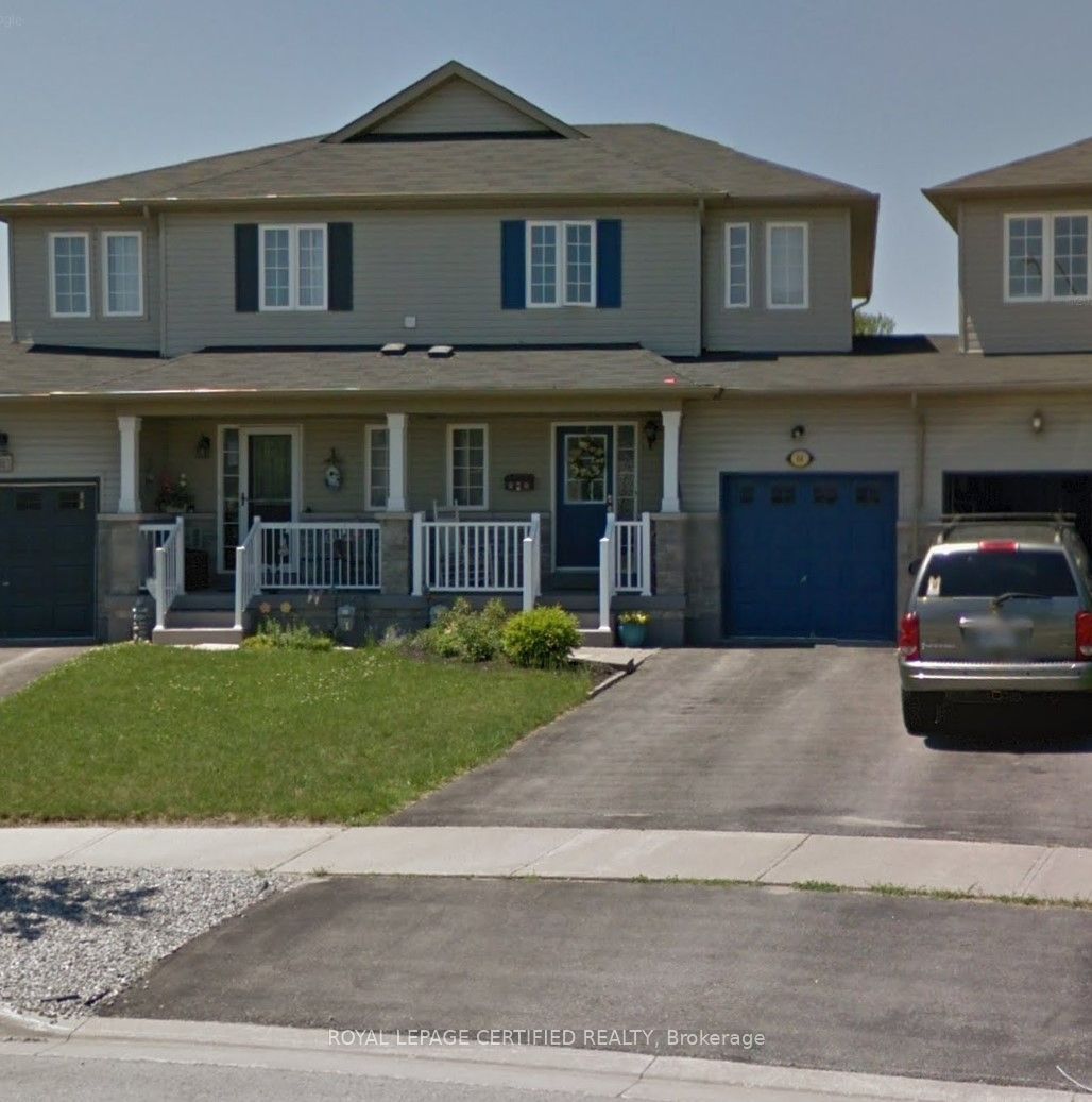 64 Admiral Crescent Property Photo 1