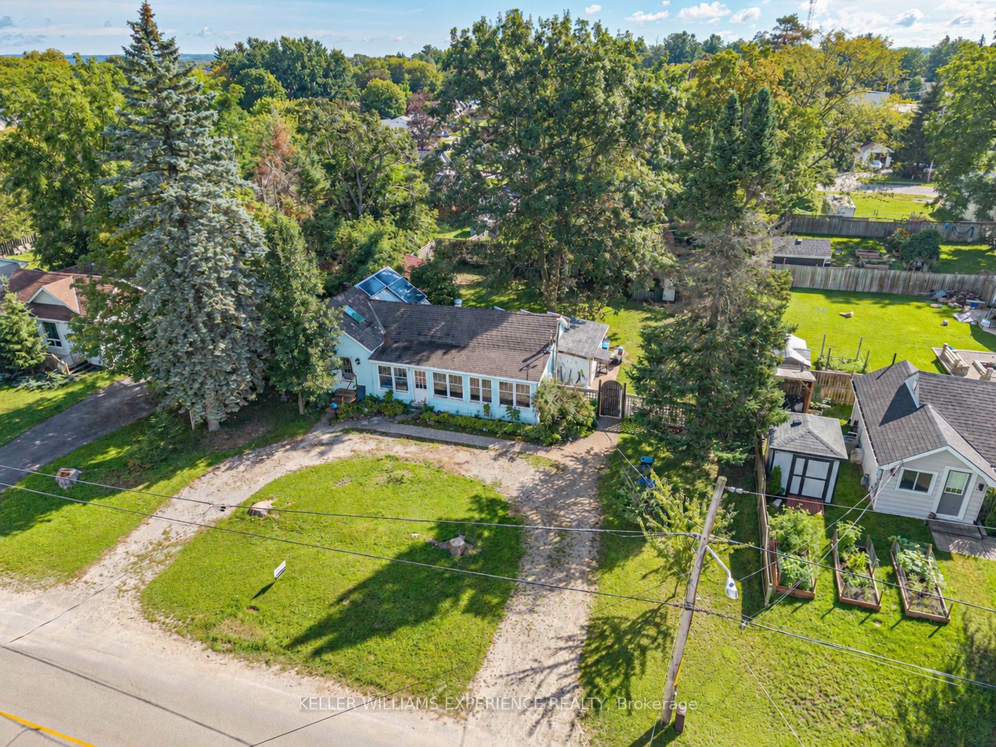 120 Elizabeth Street Property Photo 4