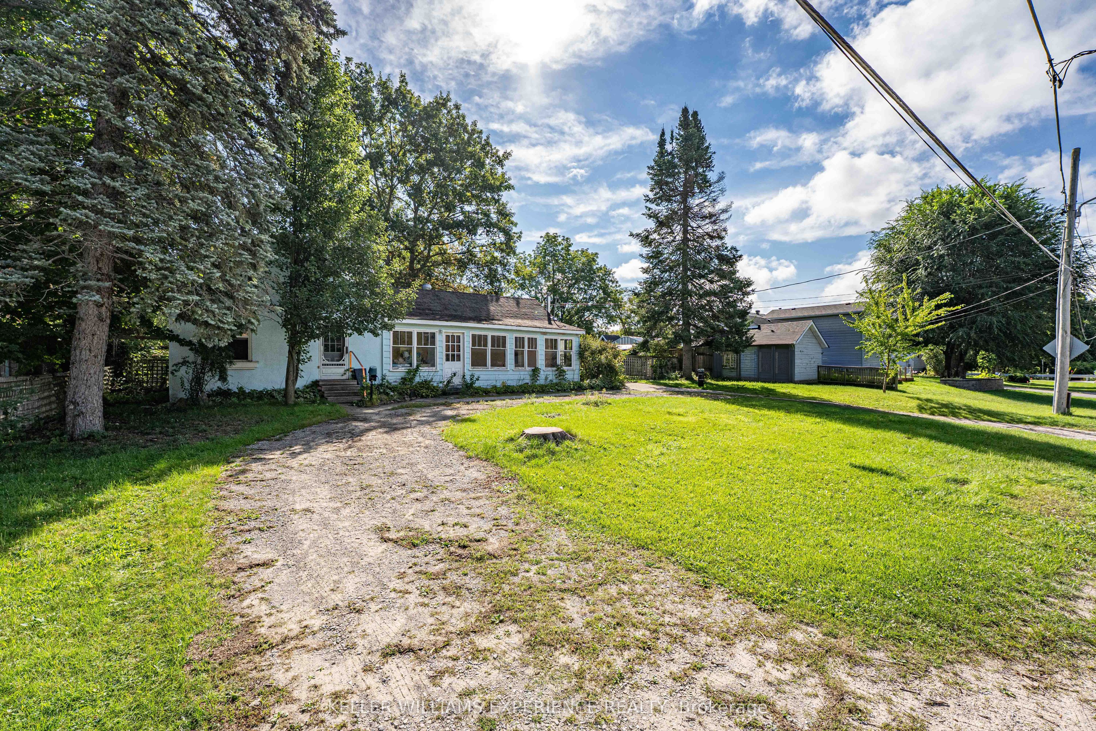 120 Elizabeth Street Property Photo 6