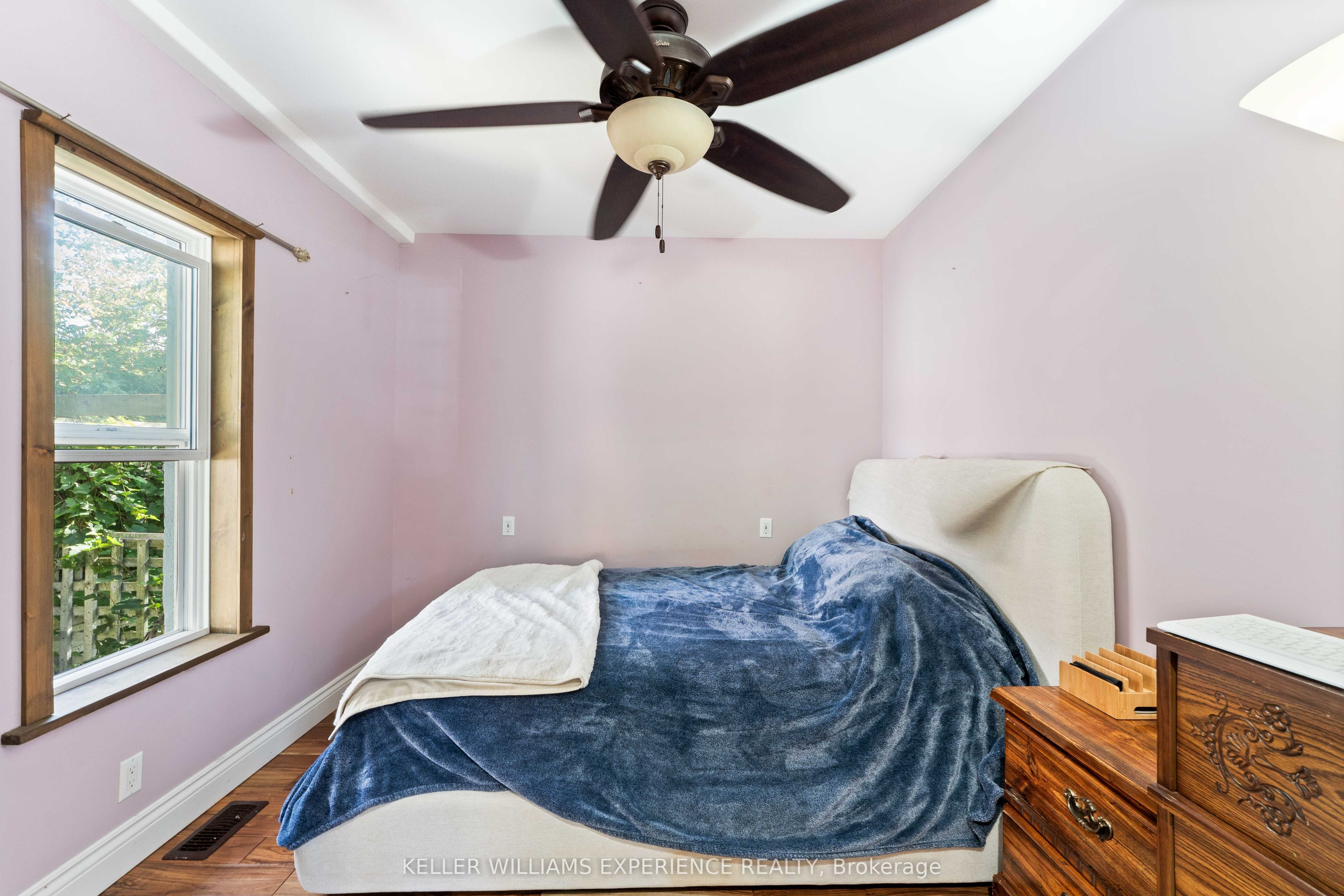 120 Elizabeth Street Property Photo 12