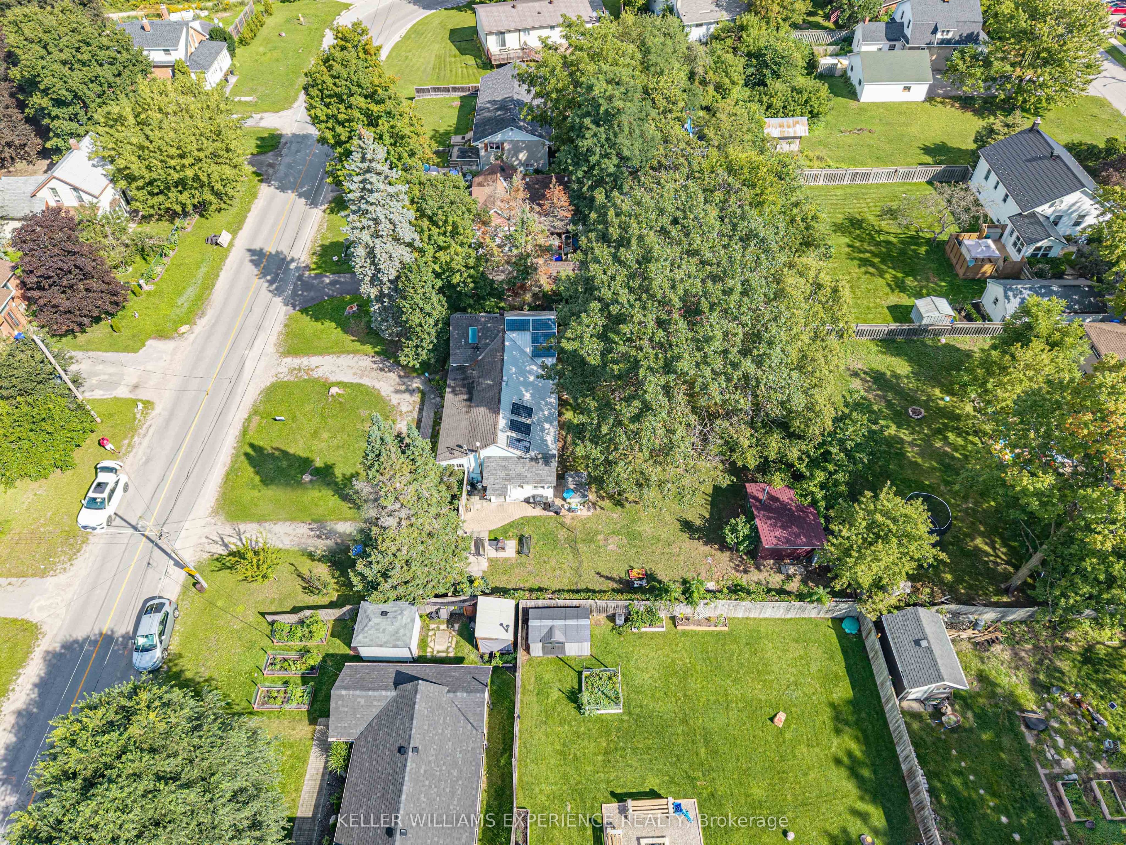120 Elizabeth Street Property Photo 38