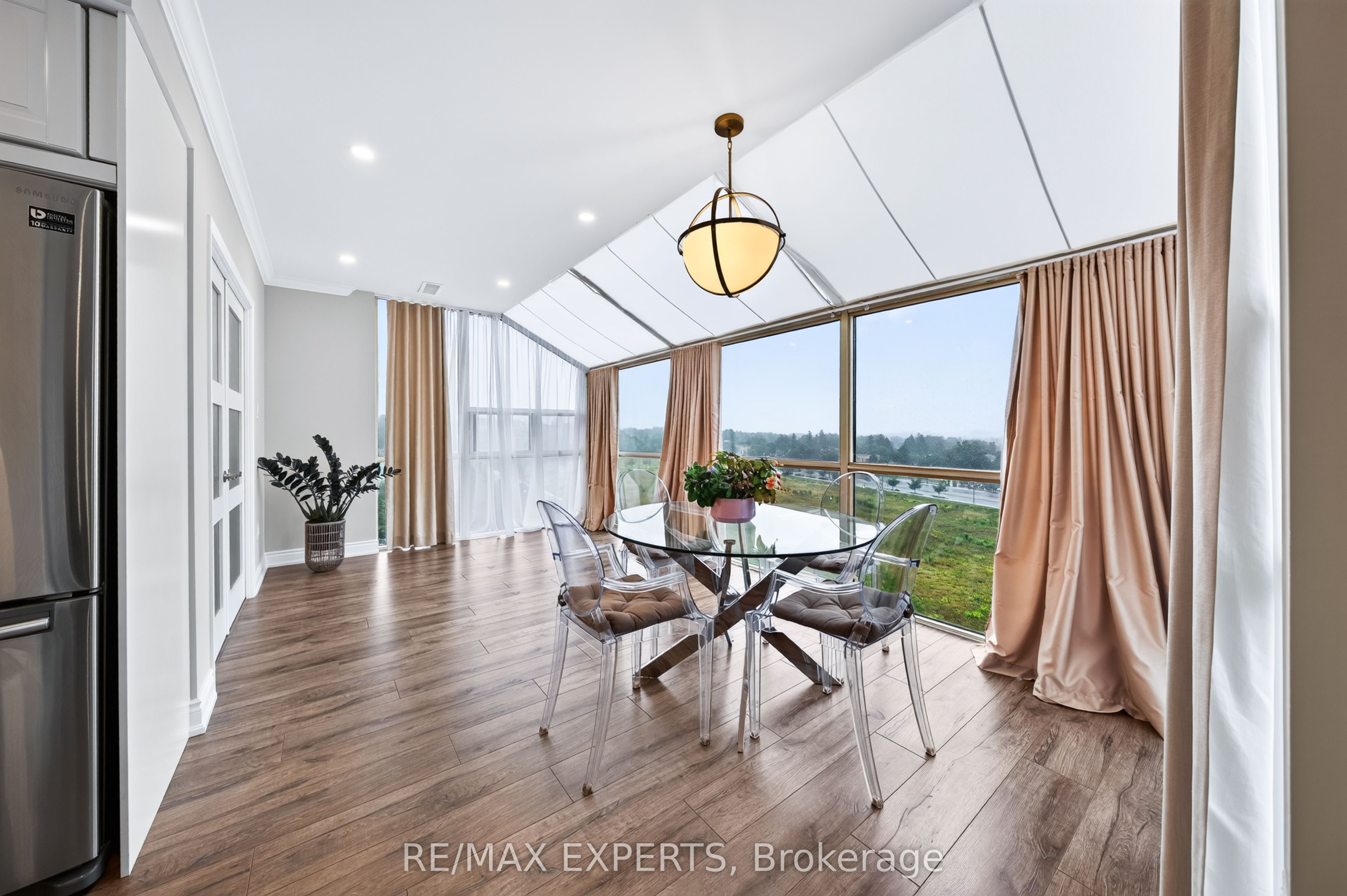 30 Harding Boulevard W Ph01 Property Photo 15