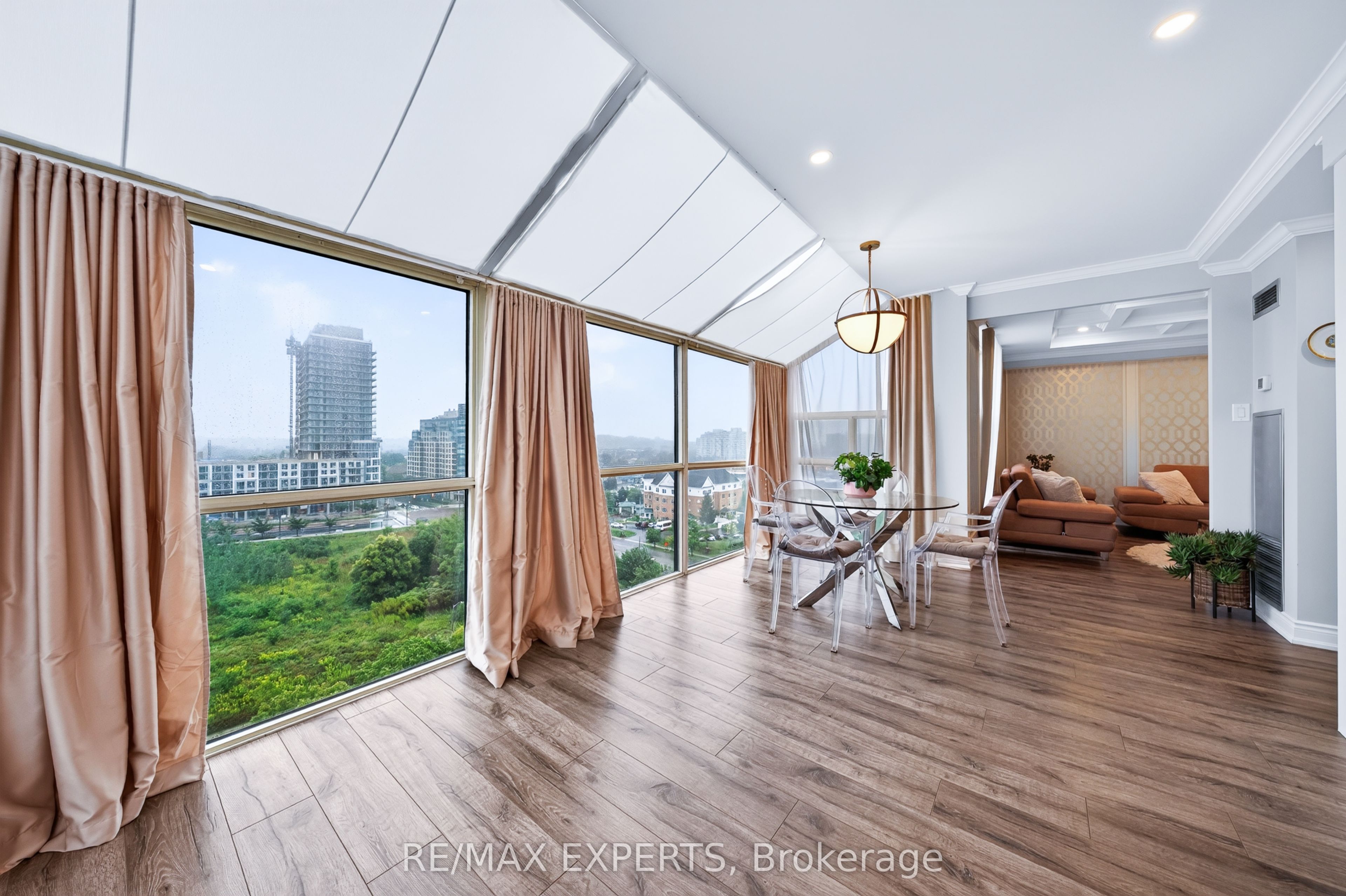 30 Harding Boulevard W Ph01 Property Photo 17