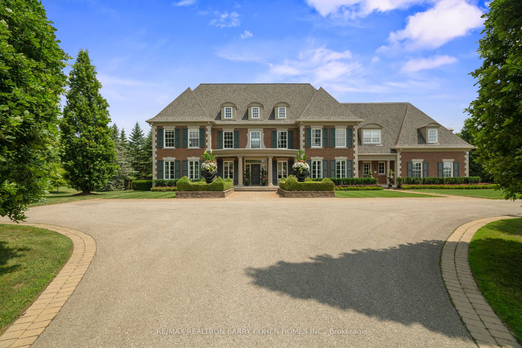 91 Fairfield Drive Property Photo 2