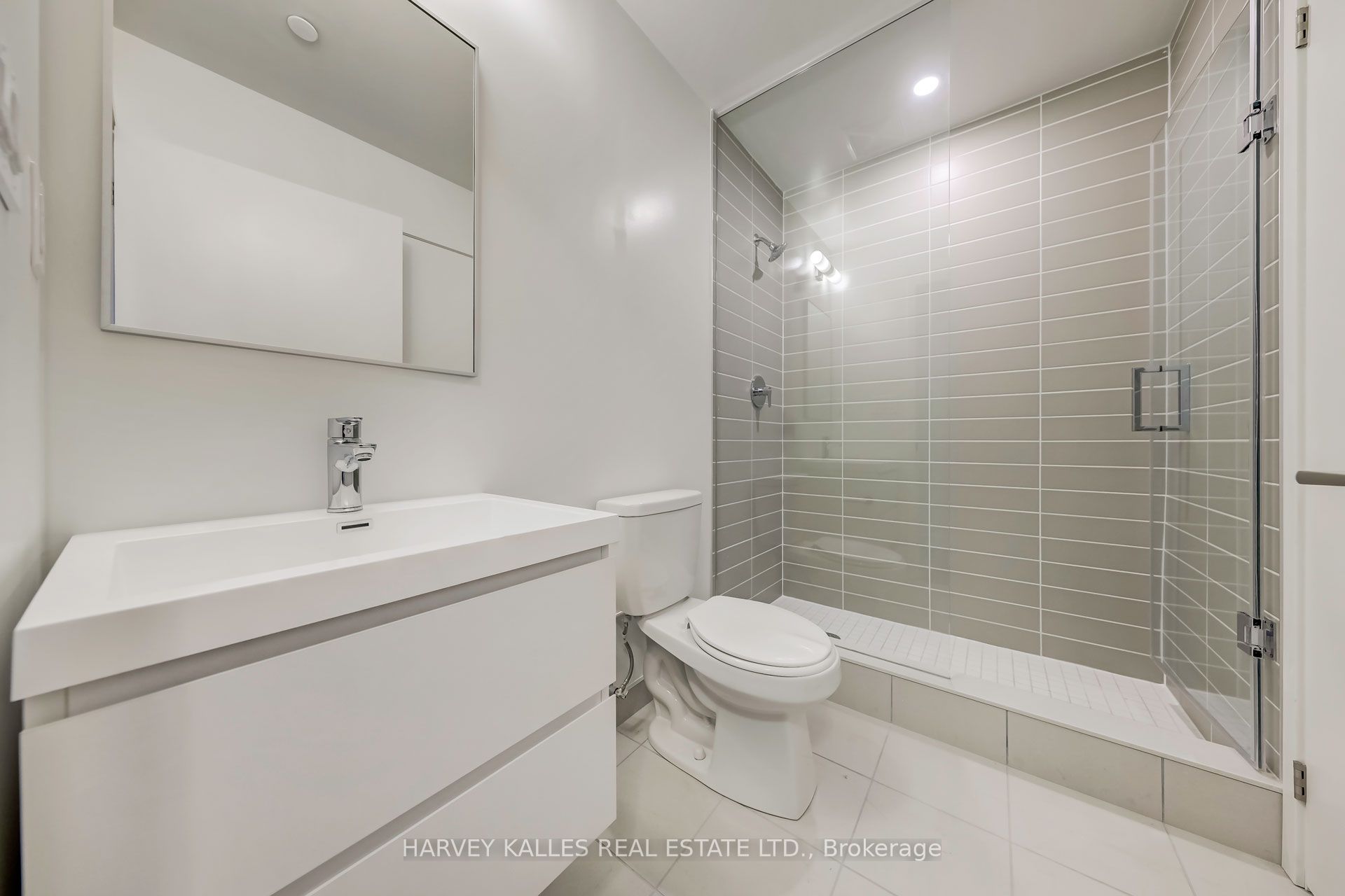 8119 Birchmount Road 1006 Property Photo 5
