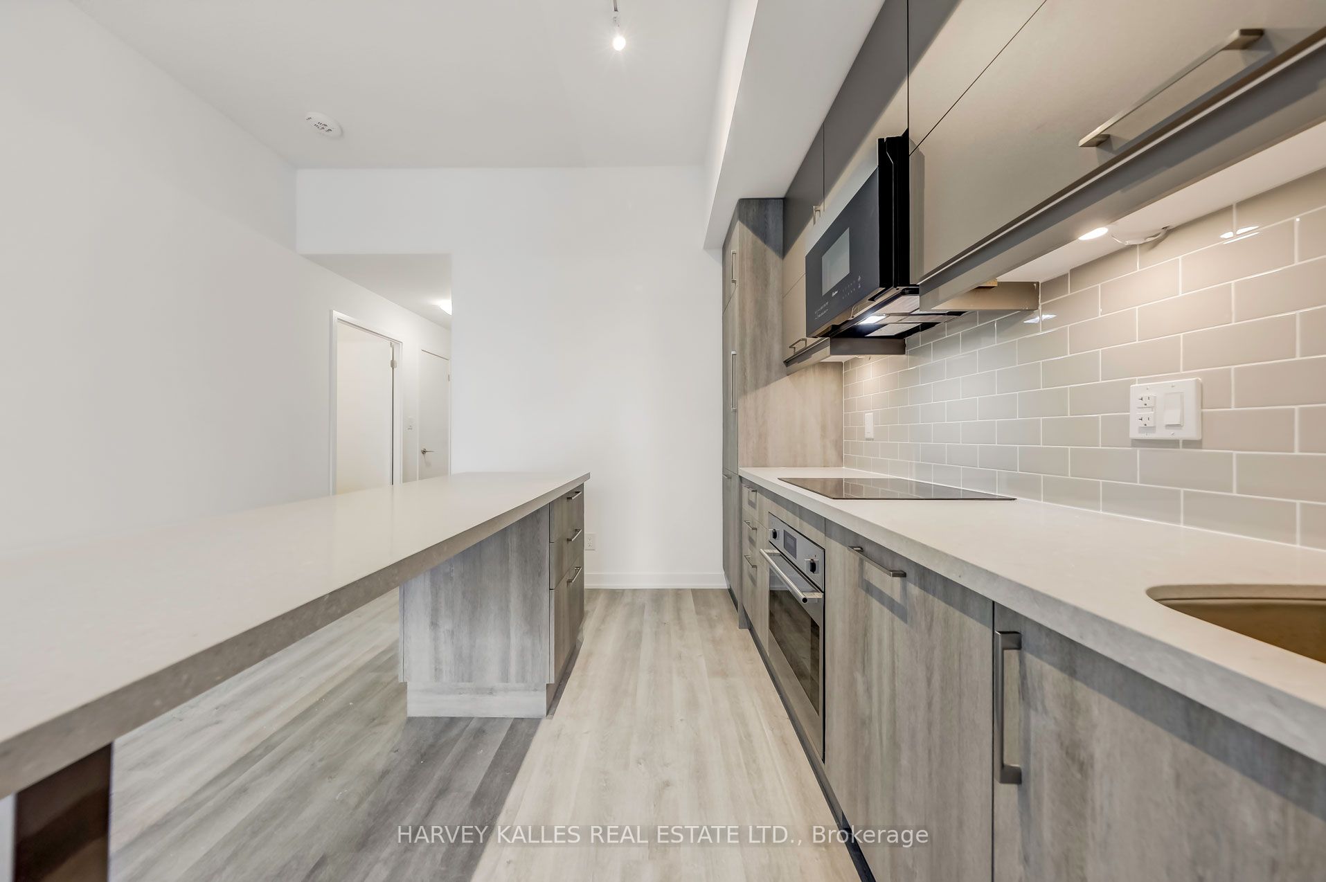 8119 Birchmount Road 1006 Property Photo 14