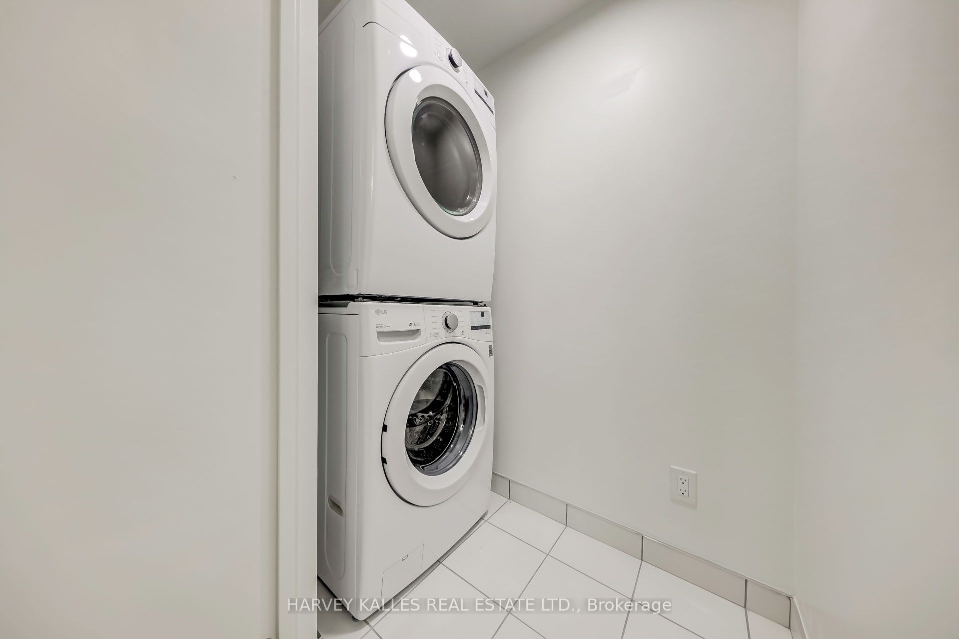 8119 Birchmount Road 1006 Property Photo 27