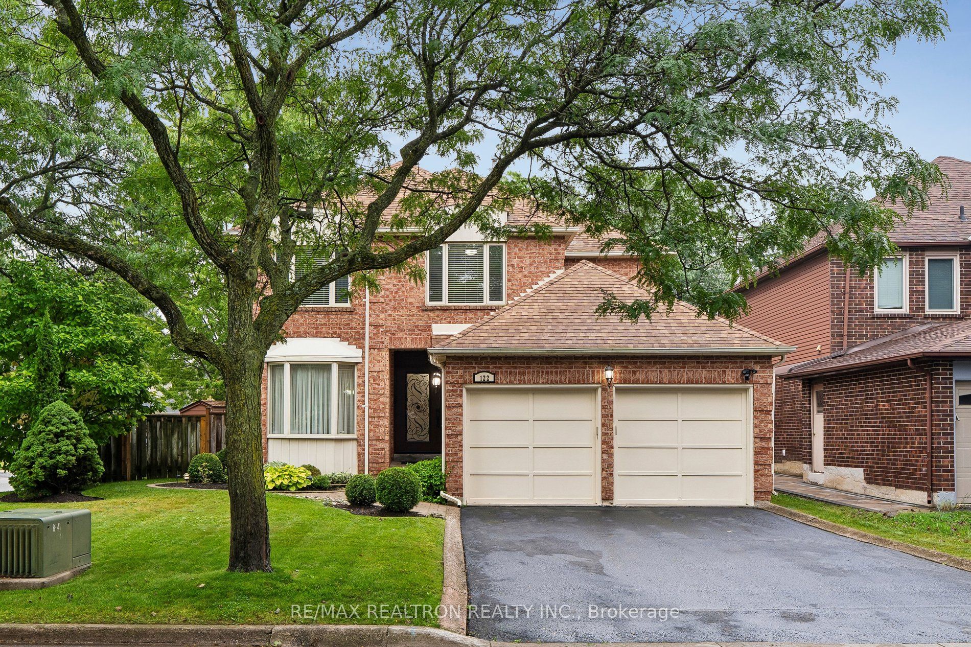 122 Colvin Crescent Property Photo 1