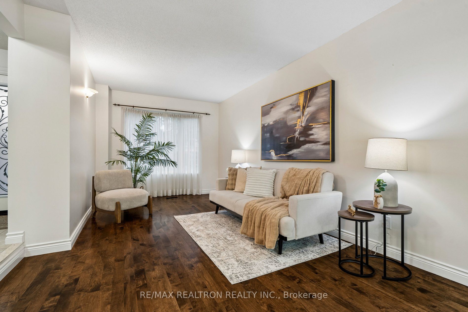 122 Colvin Crescent Property Photo 6