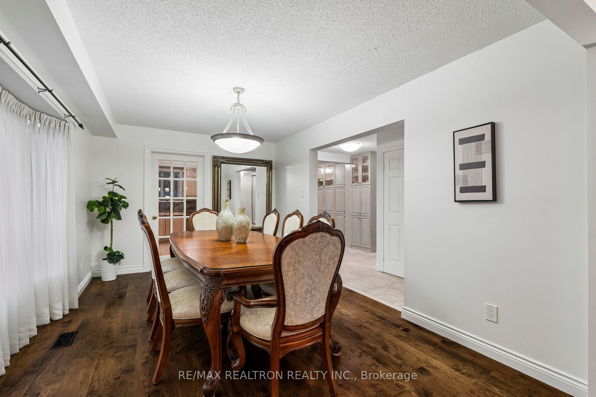 122 Colvin Crescent Property Photo 8