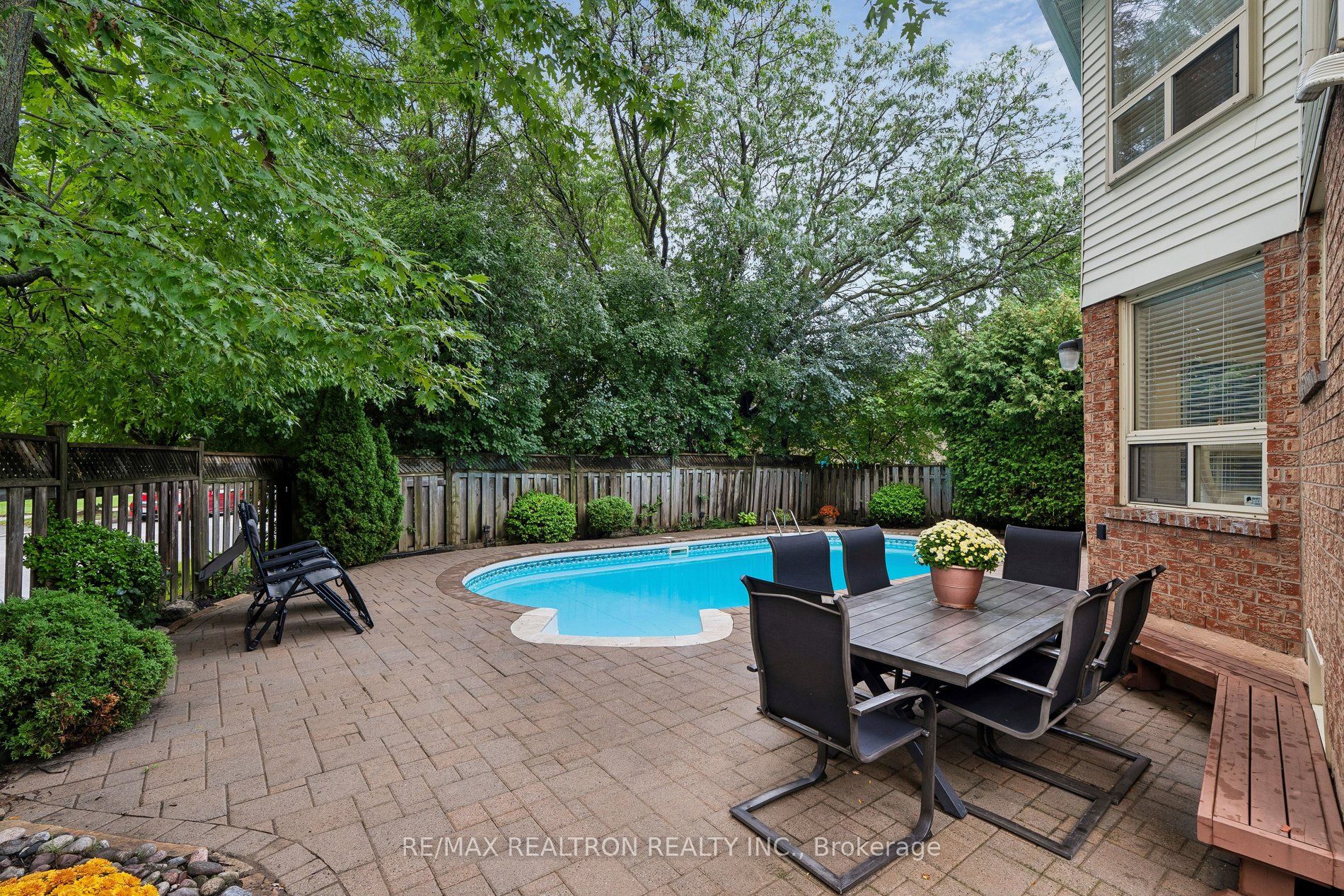122 Colvin Crescent Property Photo 44