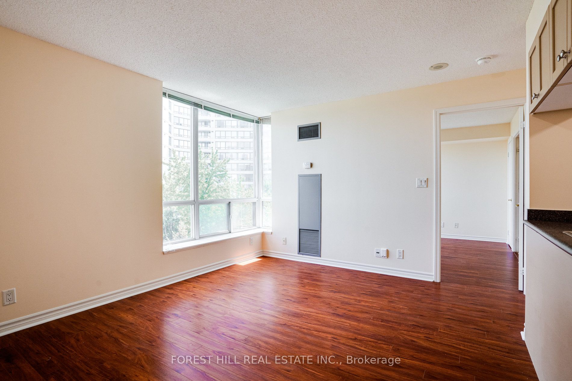 745 New Westminster Drive 608 Property Photo 10