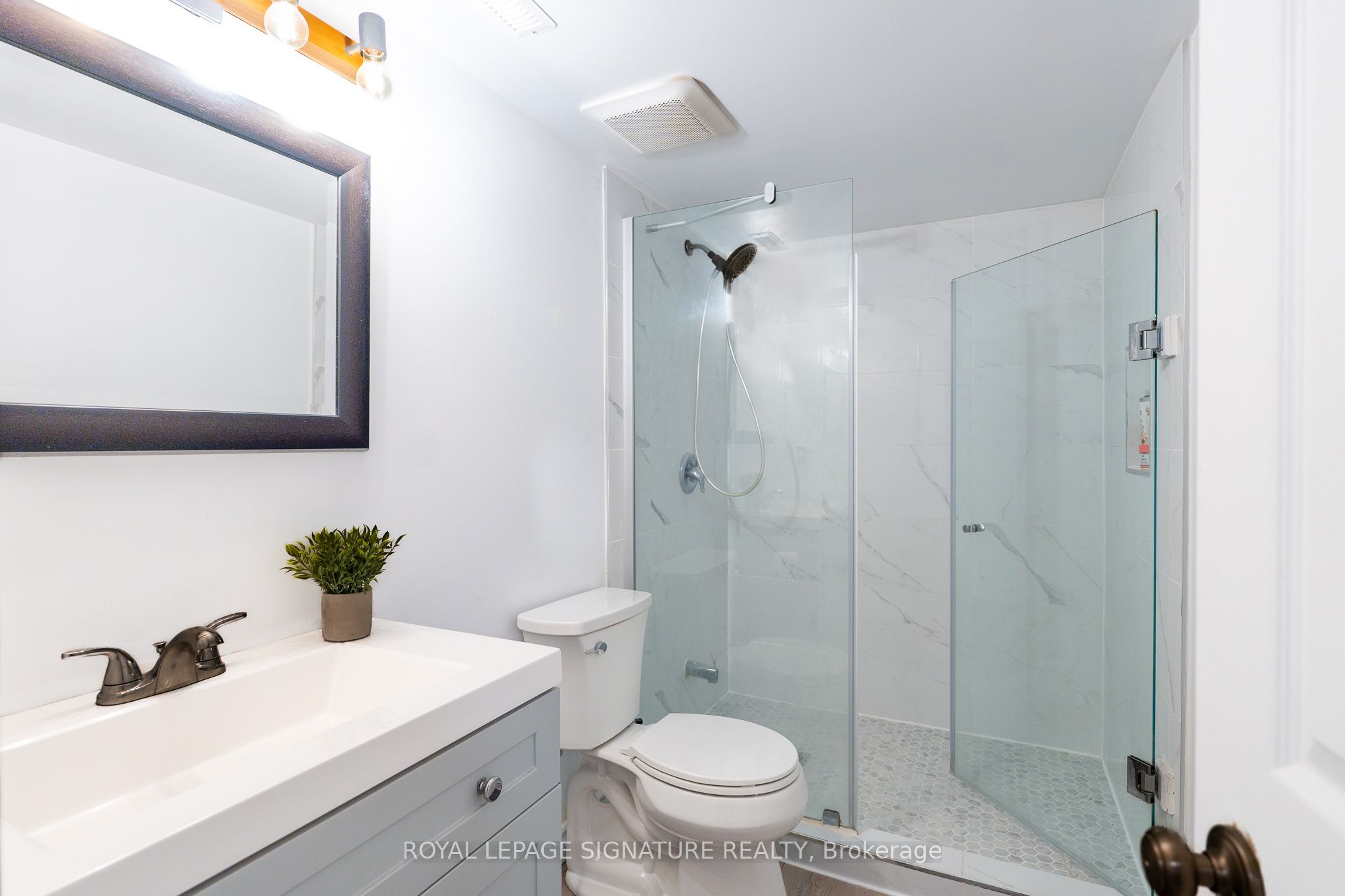 116 Clearmeadow Boulevard Property Photo 39