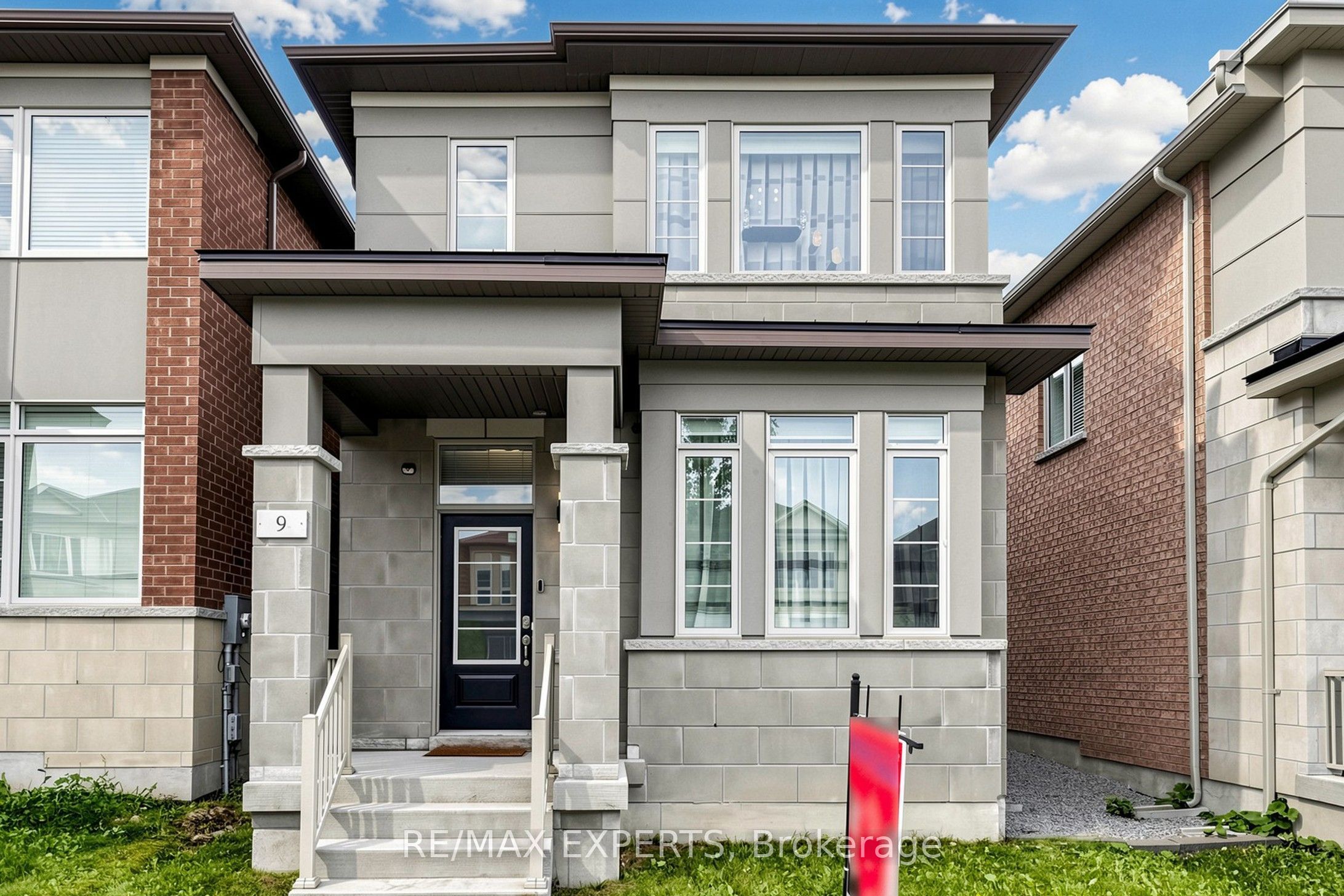 9 Applegate Drive Property Photo 1