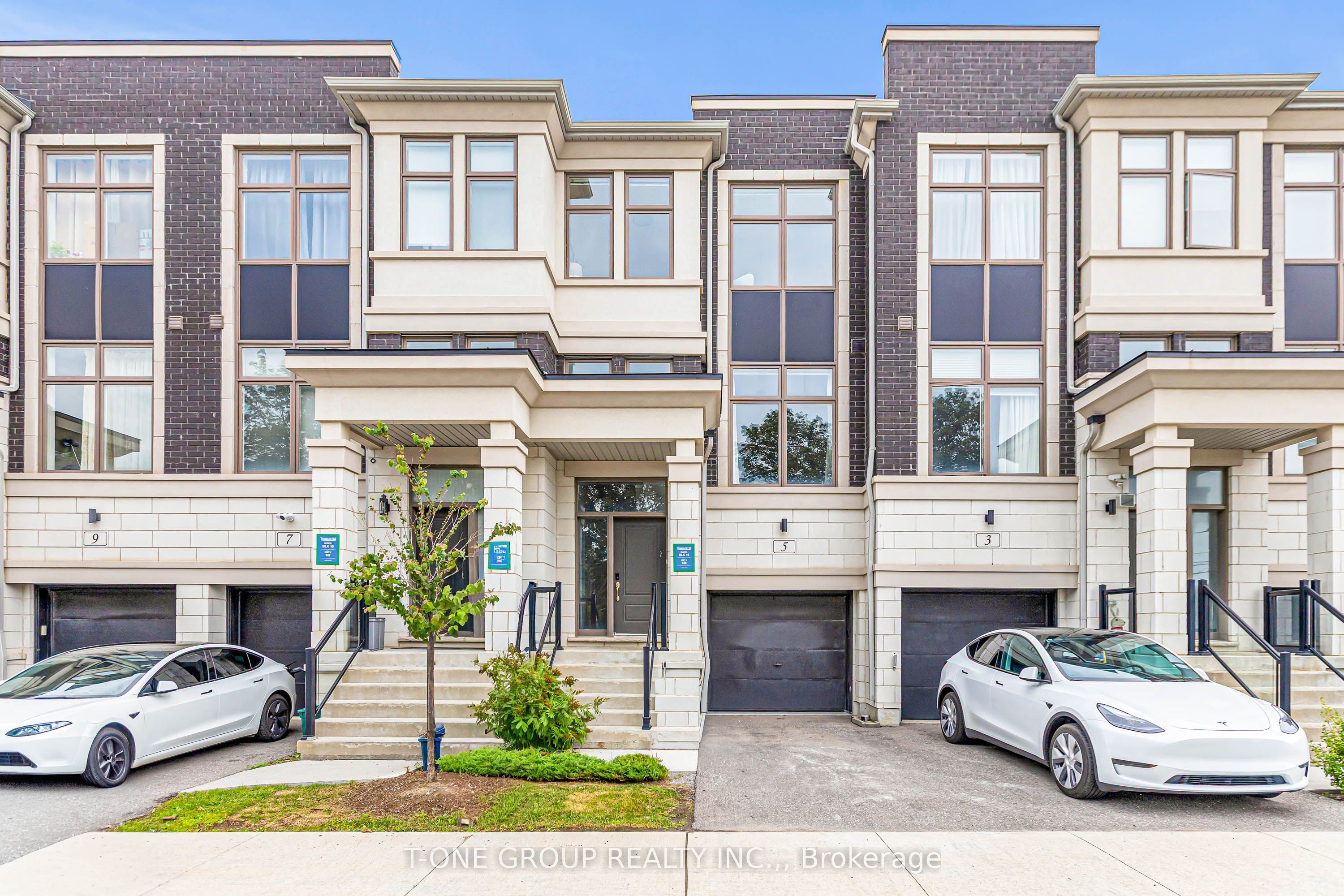 5 Armillo Place Property Photo 2