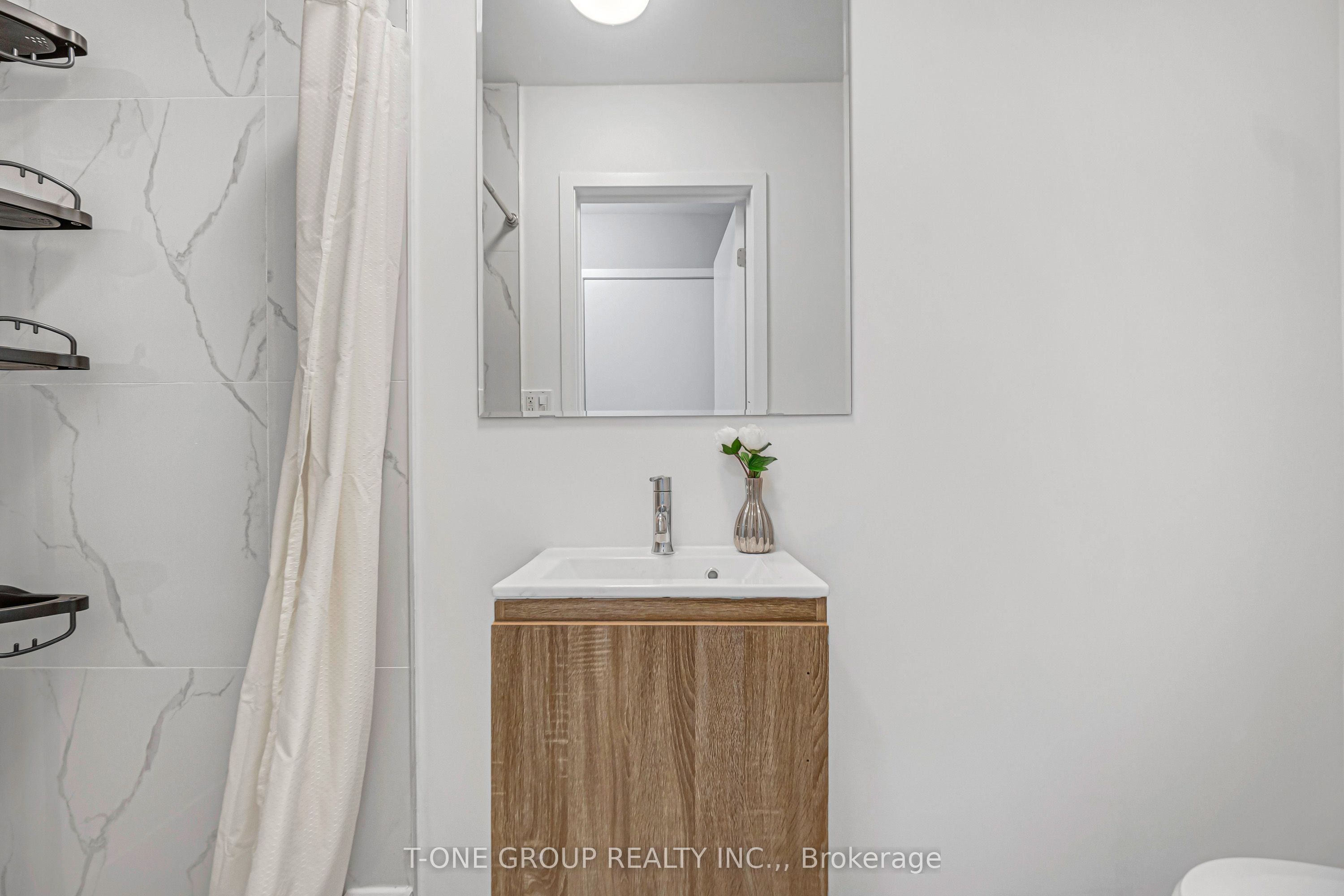 5 Armillo Place Property Photo 9
