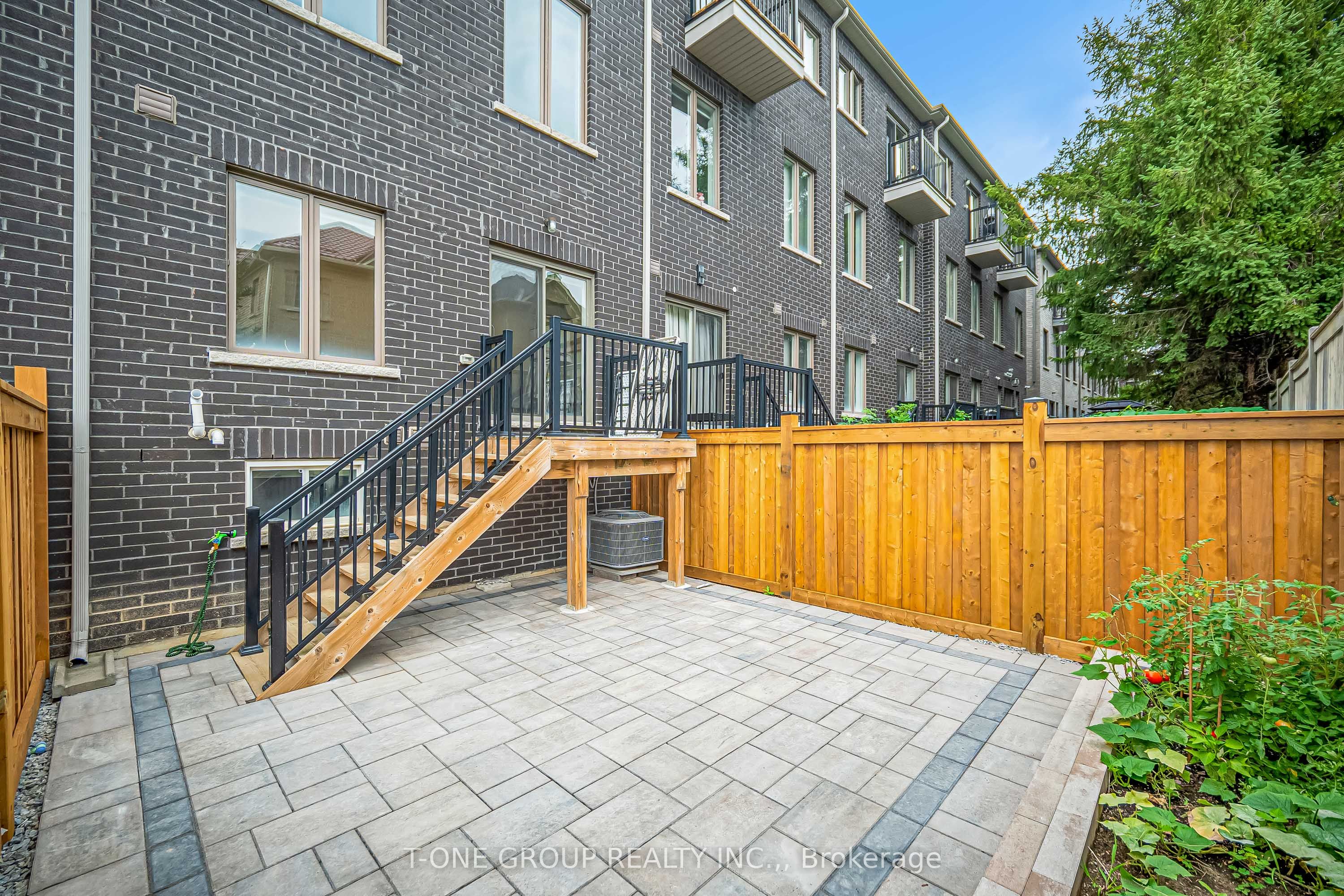 5 Armillo Place Property Photo 40