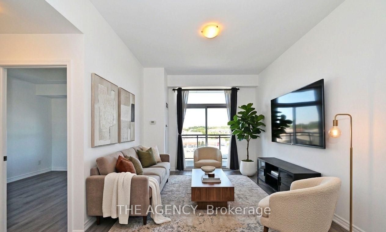 11611 Yonge Street 809 Property Photo 1