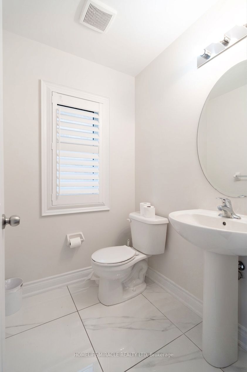 15 Ryerson Drive Property Photo 5