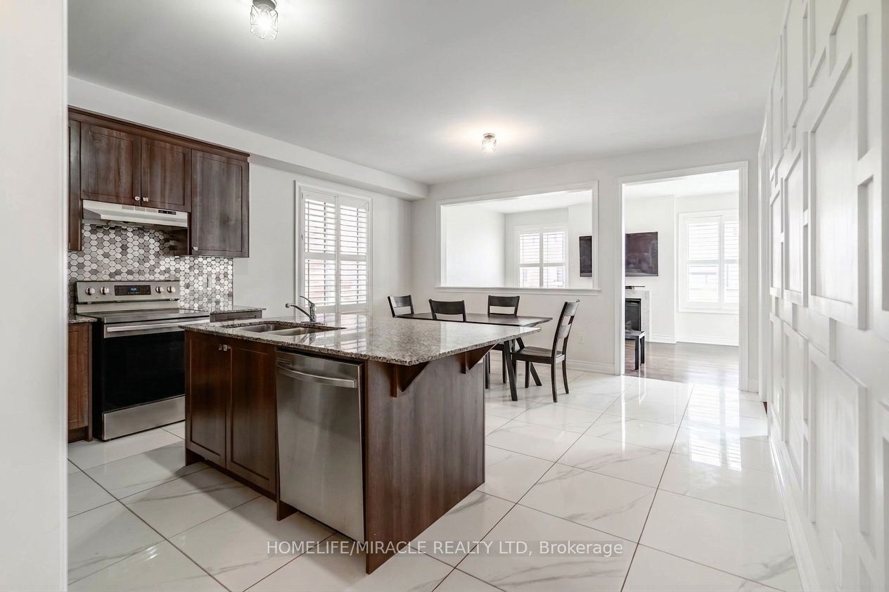 15 Ryerson Drive Property Photo 8