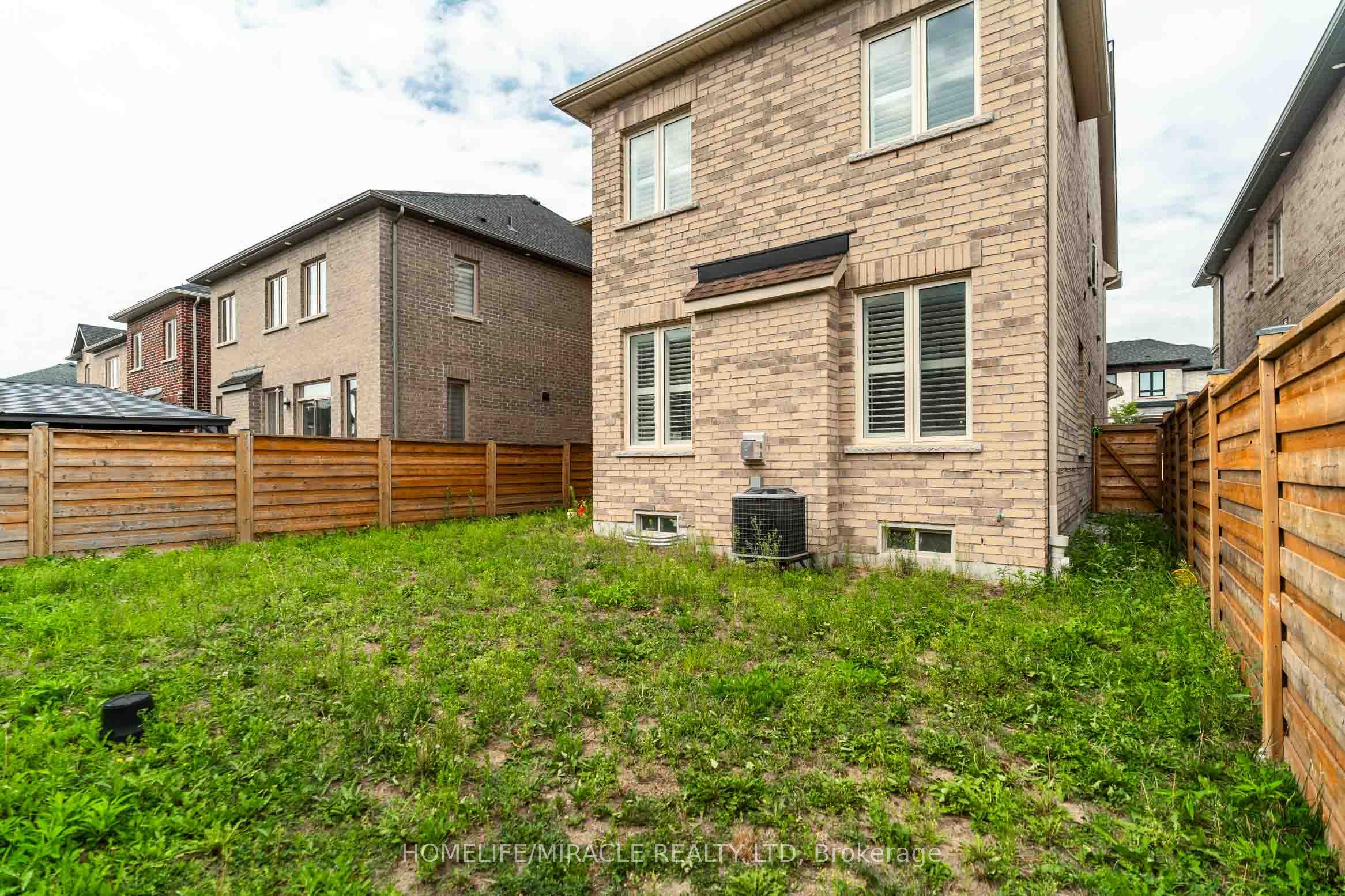 15 Ryerson Drive Property Photo 27