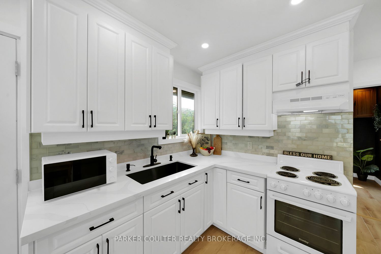 2305 Crystal Beach Road Property Photo 14